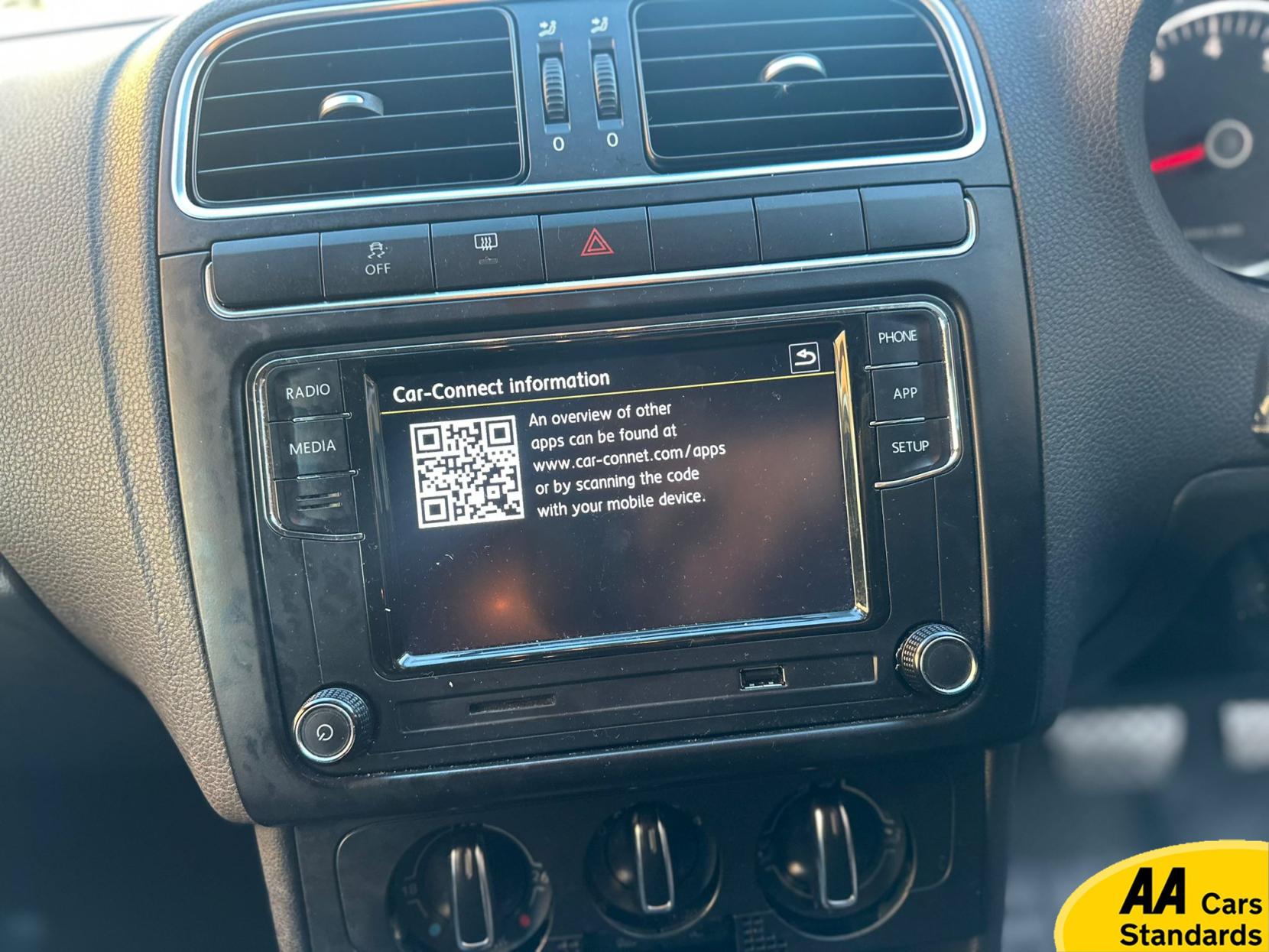 Volkswagen Polo 1.4 SE Hatchback 5dr Petrol DSG Euro 5 (85 ps)