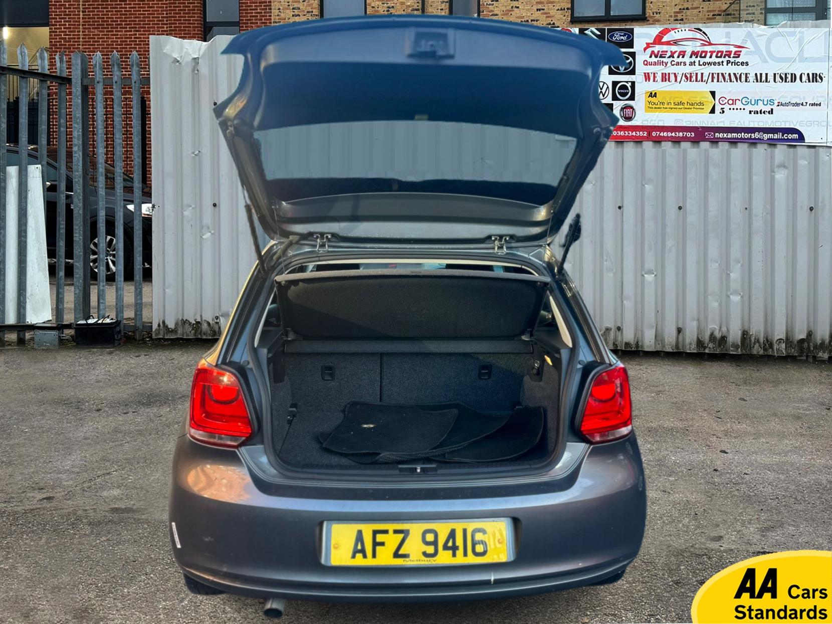 Volkswagen Polo 1.4 SE Hatchback 5dr Petrol DSG Euro 5 (85 ps)