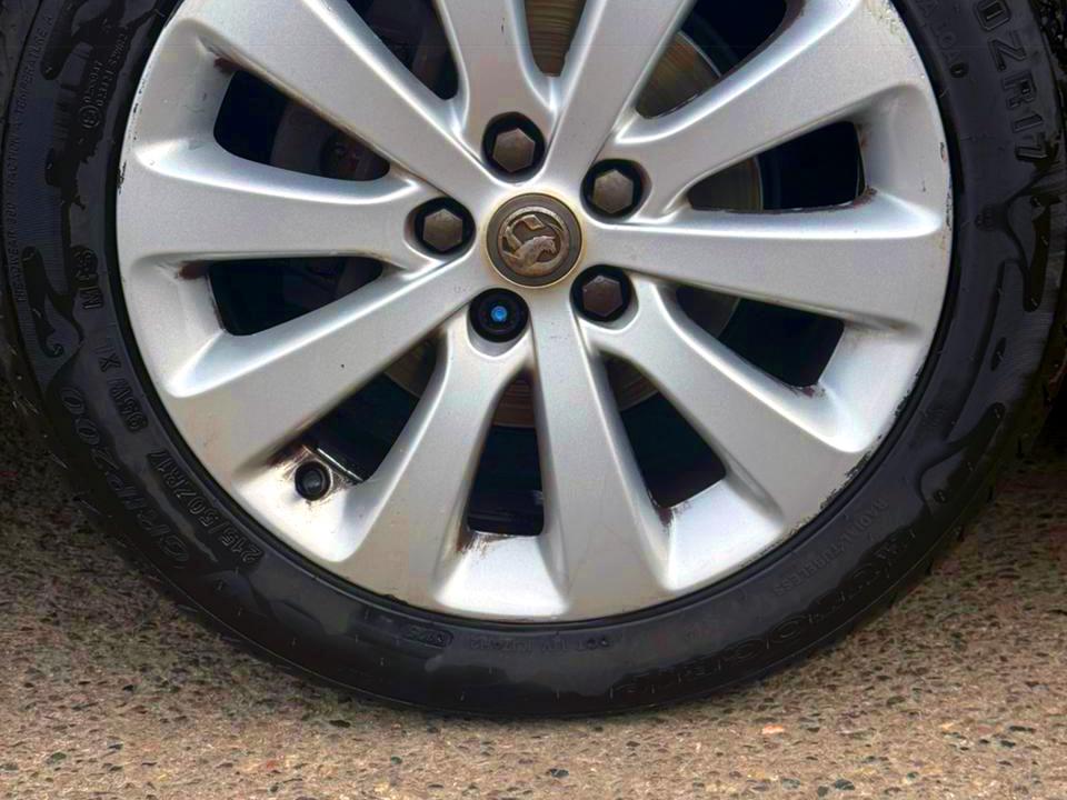 Vauxhall Astra 1.6 16v Elite Hatchback 5dr Petrol Manual Euro 5 (115 ps)