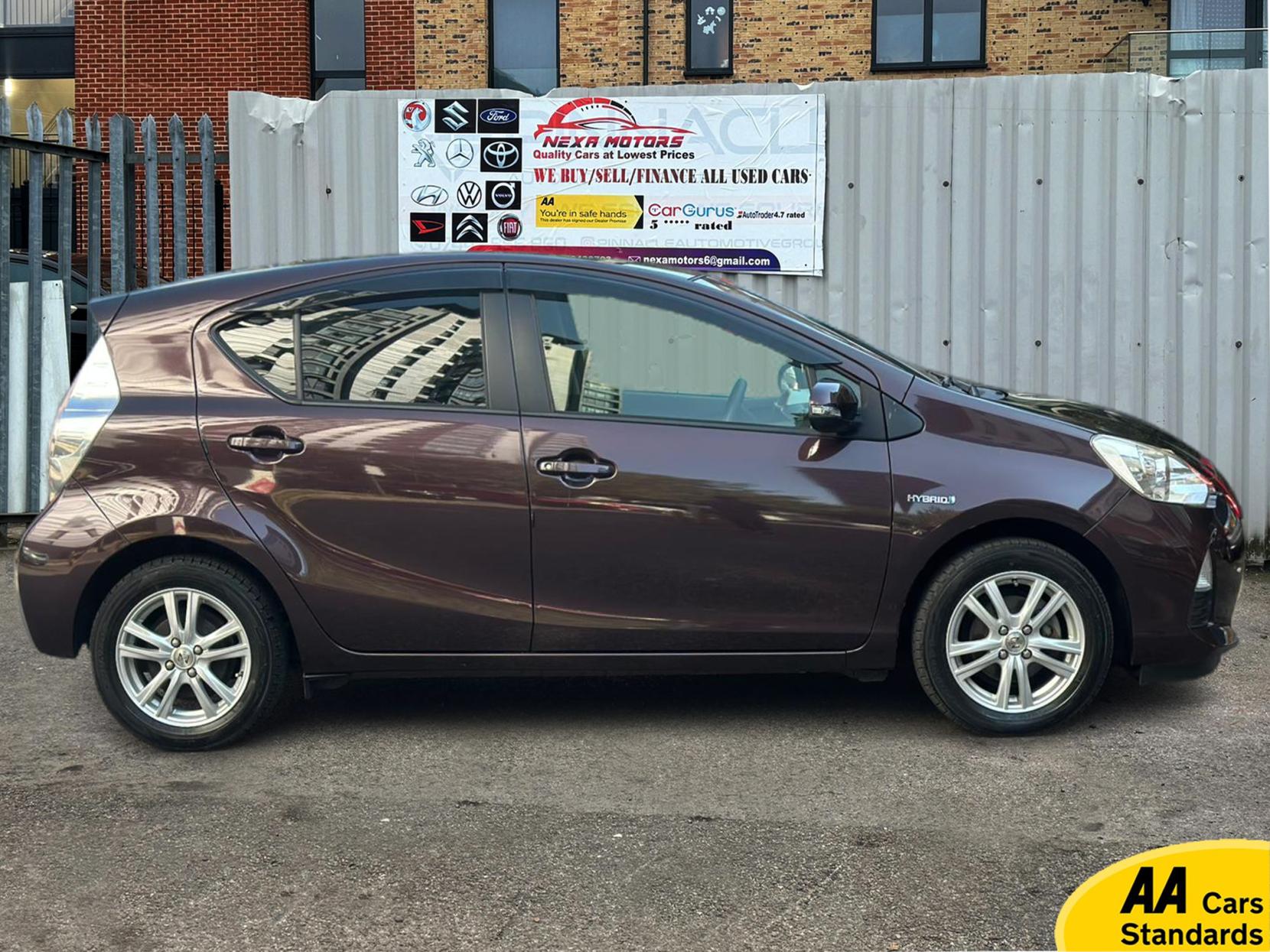 Toyota Yaris 1.5 Icon Hatchback (2011 - 2015)