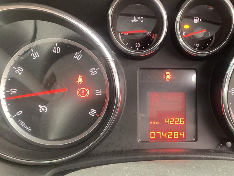 Vauxhall Astra 1.4i Excite Hatchback 5dr Petrol Manual Euro 6 (100 ps)