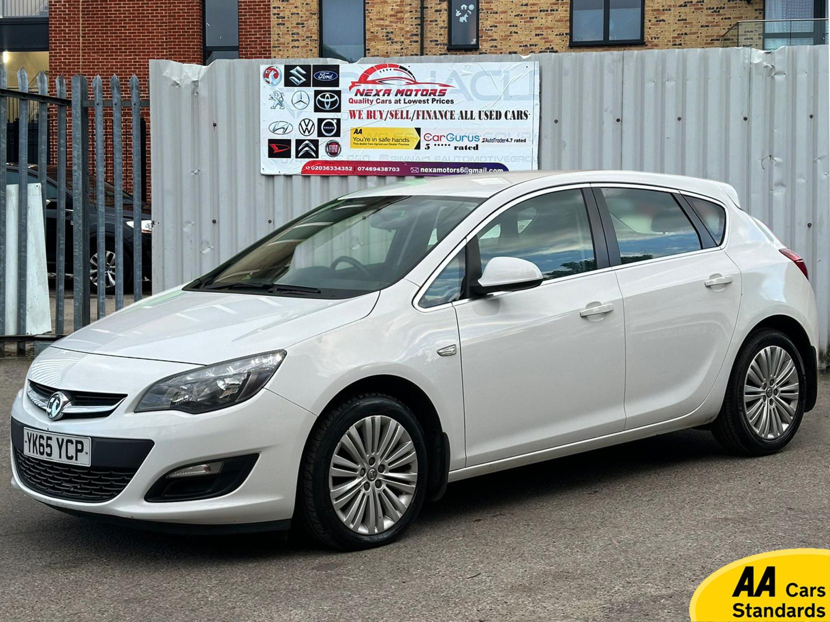 Vauxhall Astra 1.4i Excite Hatchback 5dr Petrol Manual Euro 6 (100 ps)