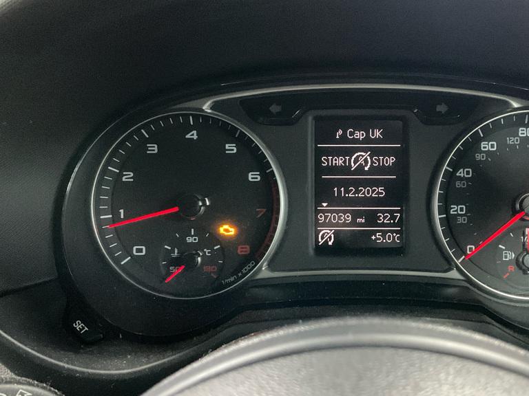 Audi A1 1.4 TFSI CoD Sport Sportback 5dr Petrol S Tronic Euro 5 (s/s) (140 ps)