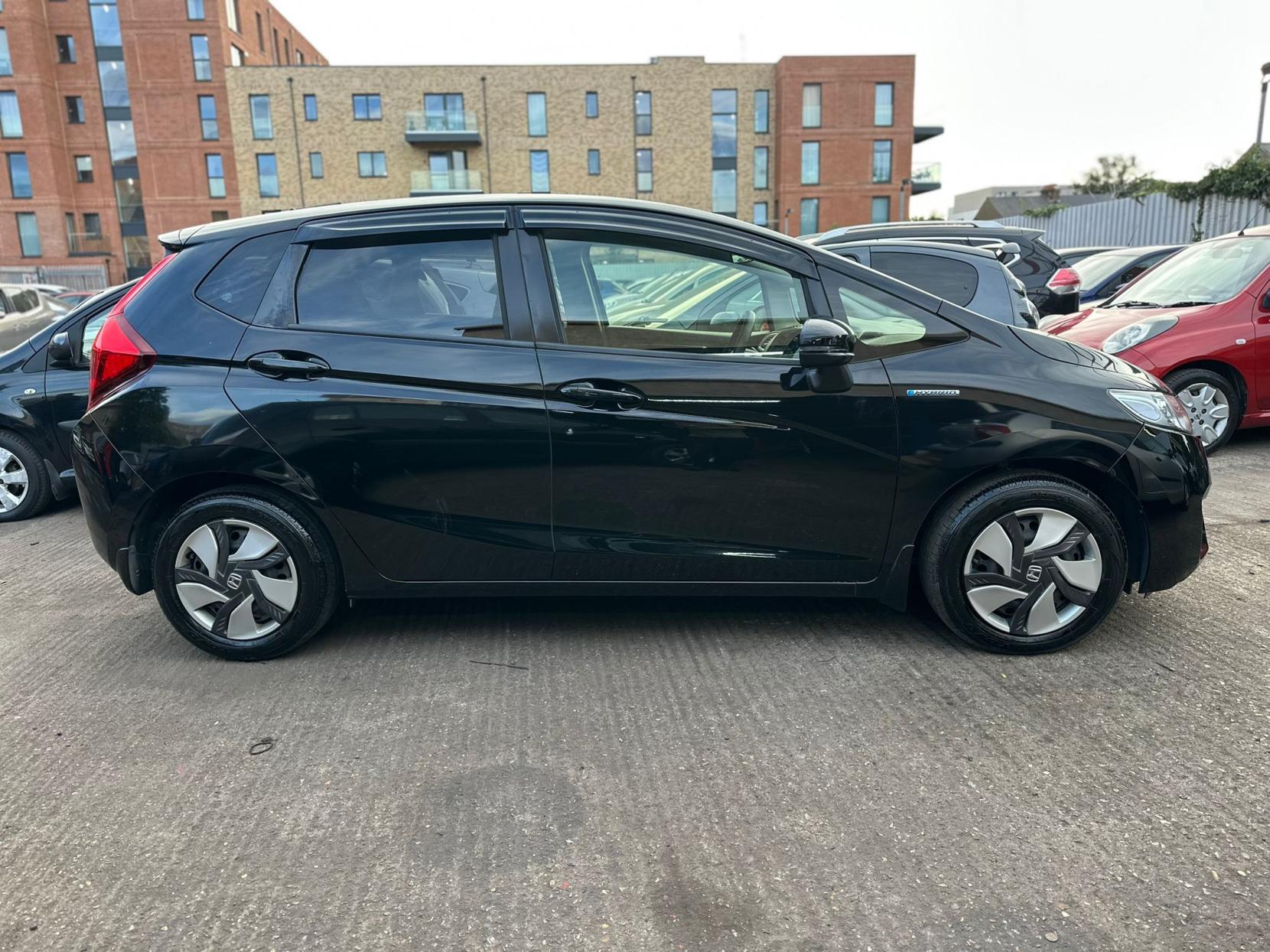 Honda Jazz Hatchback (2015 - 2017)