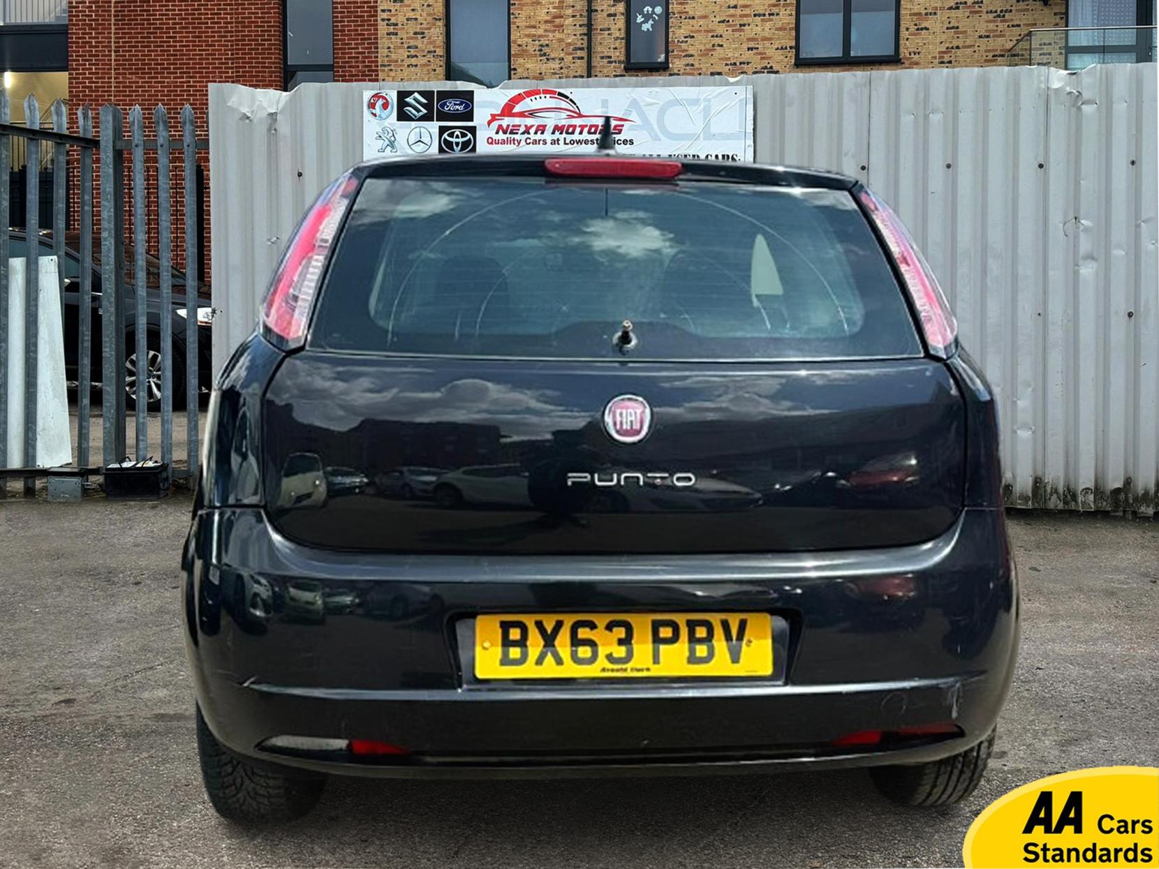 Fiat Punto 1.2 Pop Hatchback 3dr Petrol Manual Euro 5 (69 bhp)
