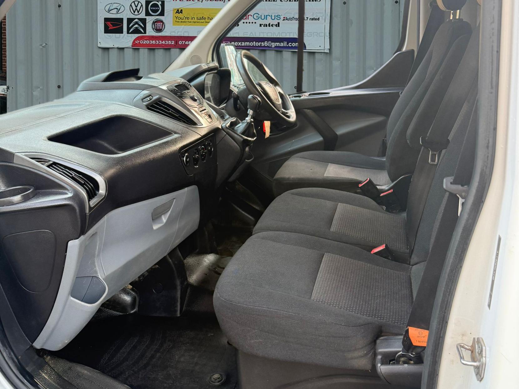 Ford Transit Custom 2.0 TDCi 290 Panel Van 5dr Diesel Manual L1 H1 (157 g/km, 104 bhp)