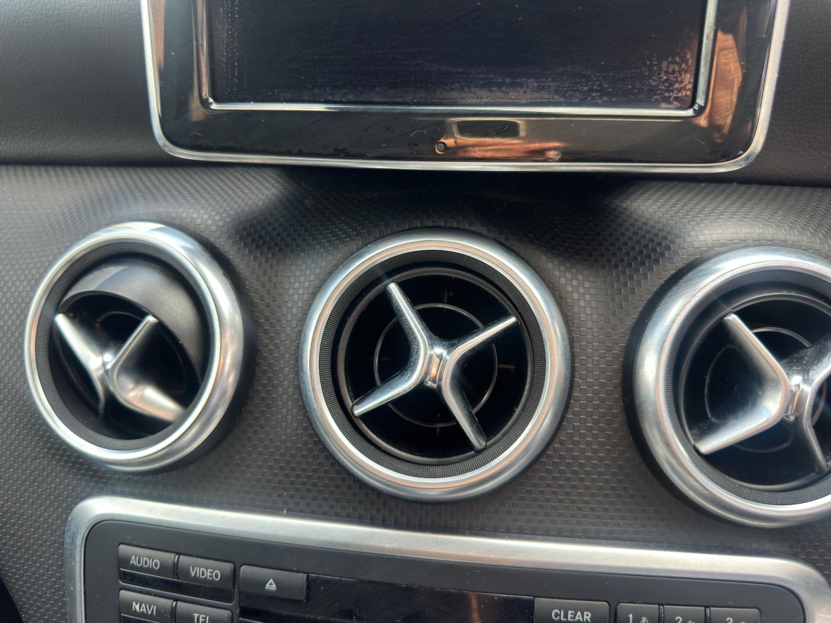 Mercedes-Benz A Class 1.6 A180 BlueEfficiency SE Hatchback 5dr Petrol 7G-DCT Euro 6 (s/s) (122 ps)