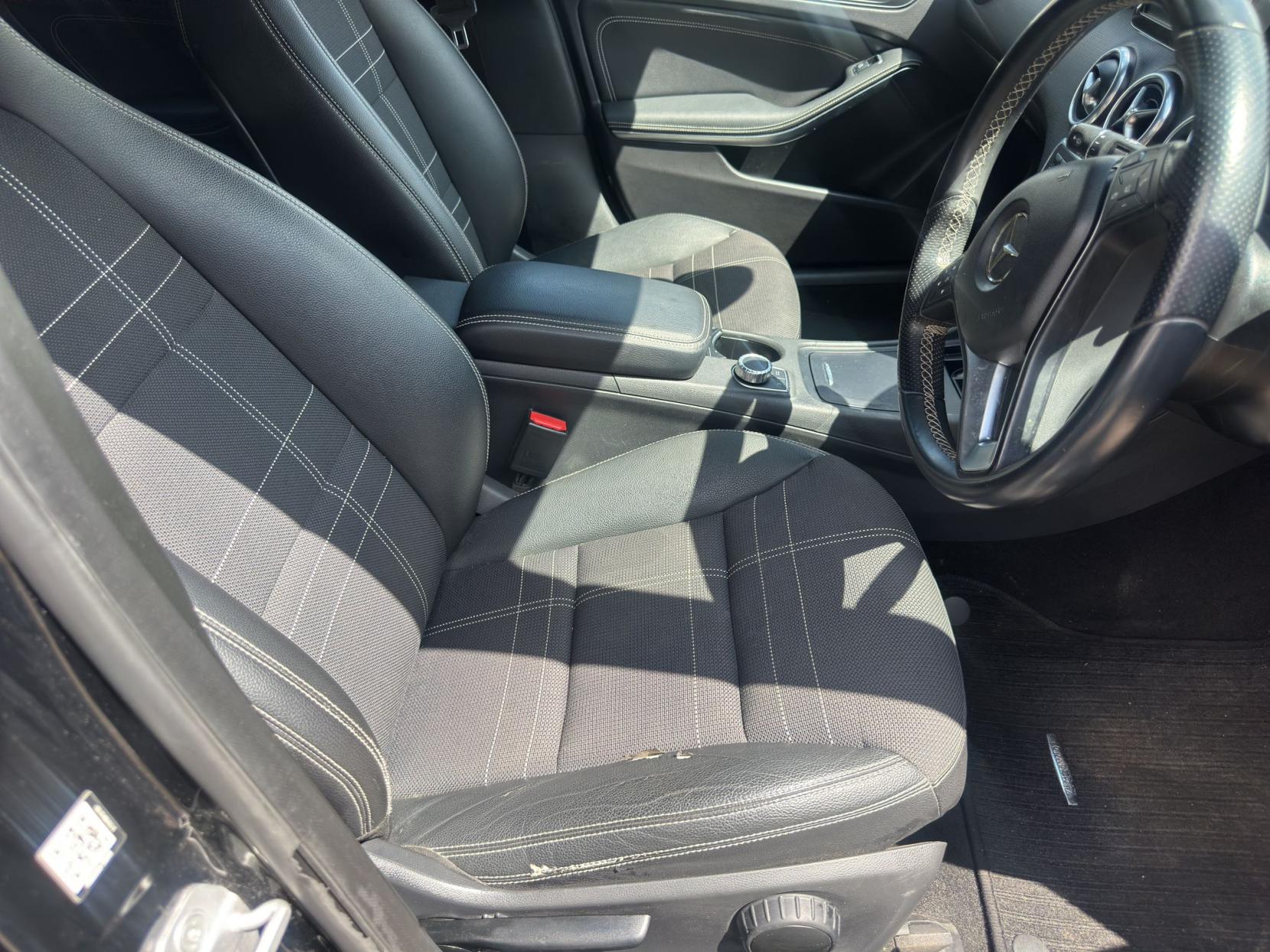 Mercedes-Benz A Class 1.6 A180 BlueEfficiency SE Hatchback 5dr Petrol 7G-DCT Euro 6 (s/s) (122 ps)