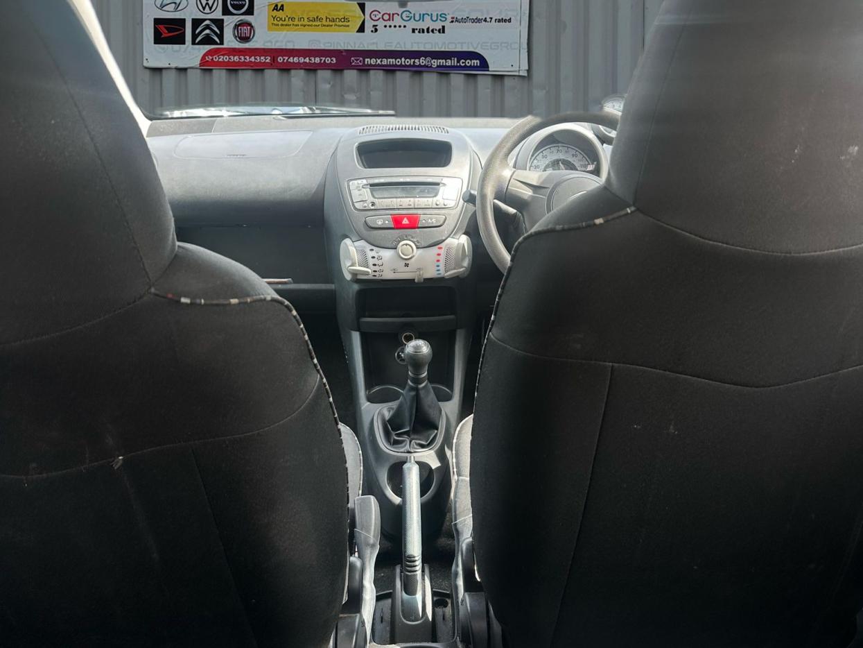 Citroen C1 1.0i VTR Hatchback 3dr Petrol Manual Euro 5 (68 ps)