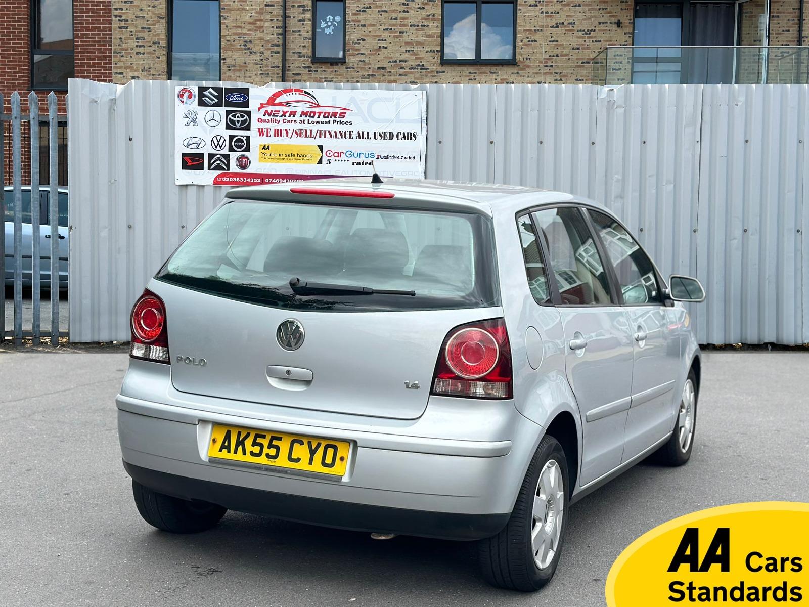 Volkswagen Polo 1.4 S Hatchback 5dr Petrol Automatic (185 g/km, 74 bhp)