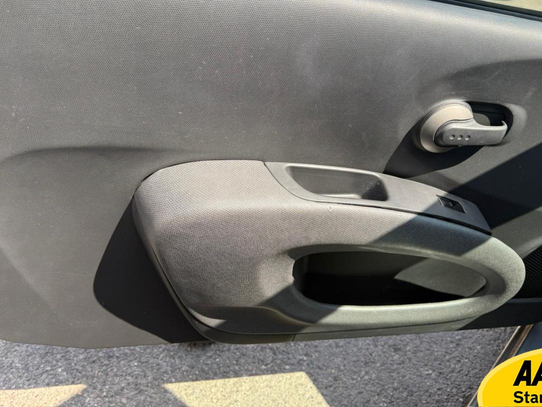 Nissan Micra 1.2 16v S Hatchback 3dr Petrol Automatic (161 g/km, 79 bhp)