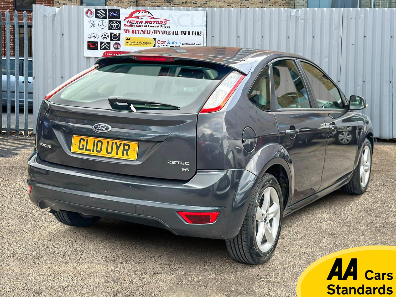 Ford Focus 1.6 Zetec Hatchback 5dr Petrol Manual (161 g/km, 99 bhp)