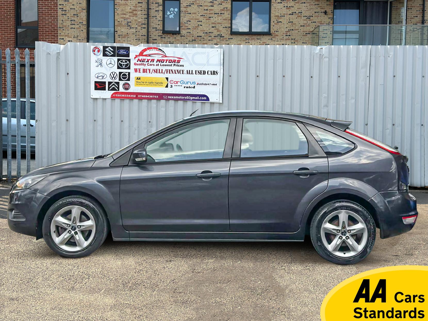 Ford Focus 1.6 Zetec Hatchback 5dr Petrol Manual (161 g/km, 99 bhp)