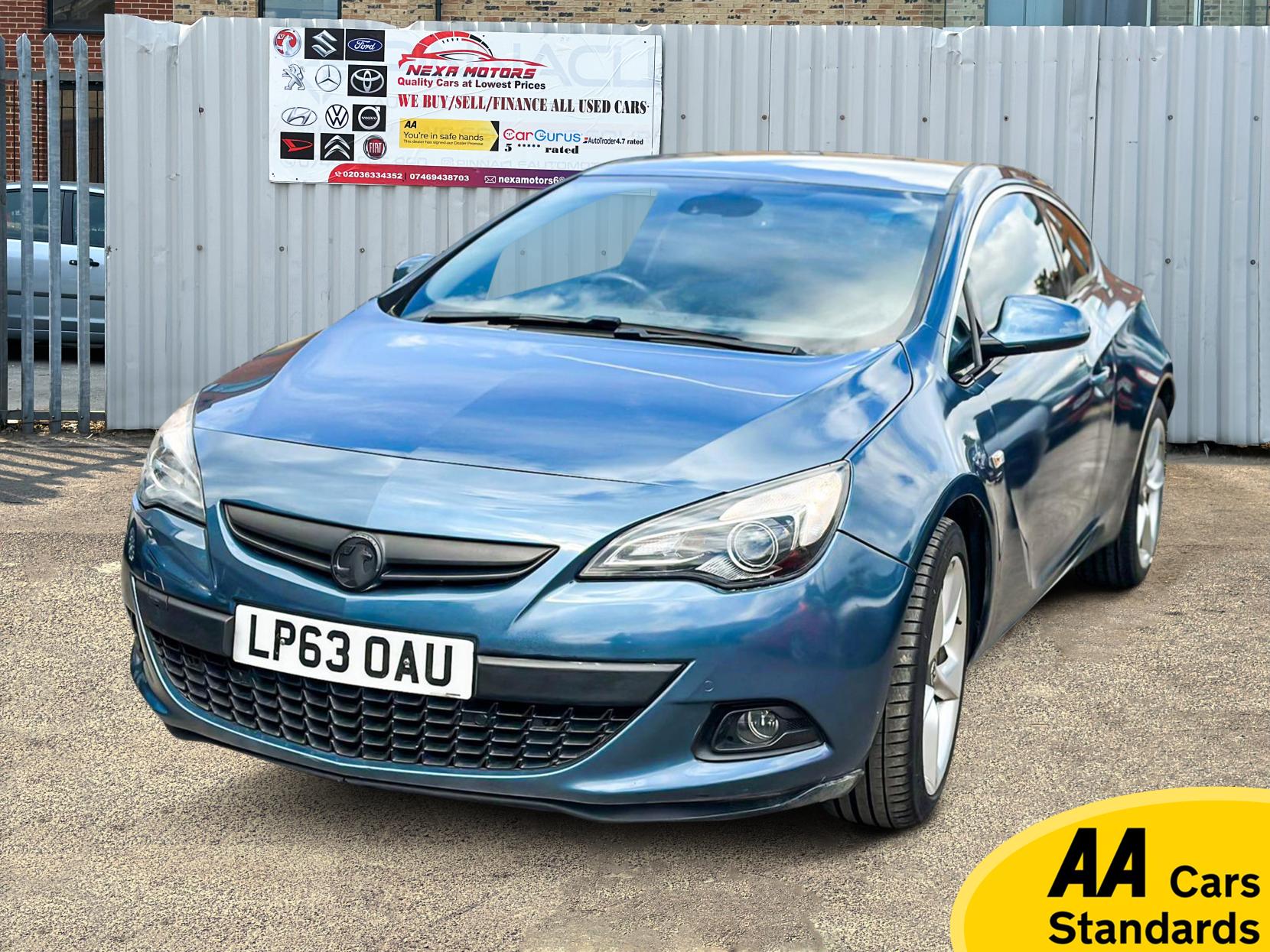 Vauxhall Astra GTC 1.4T SRi Coupe 3dr Petrol Auto Euro 5 (140 ps)