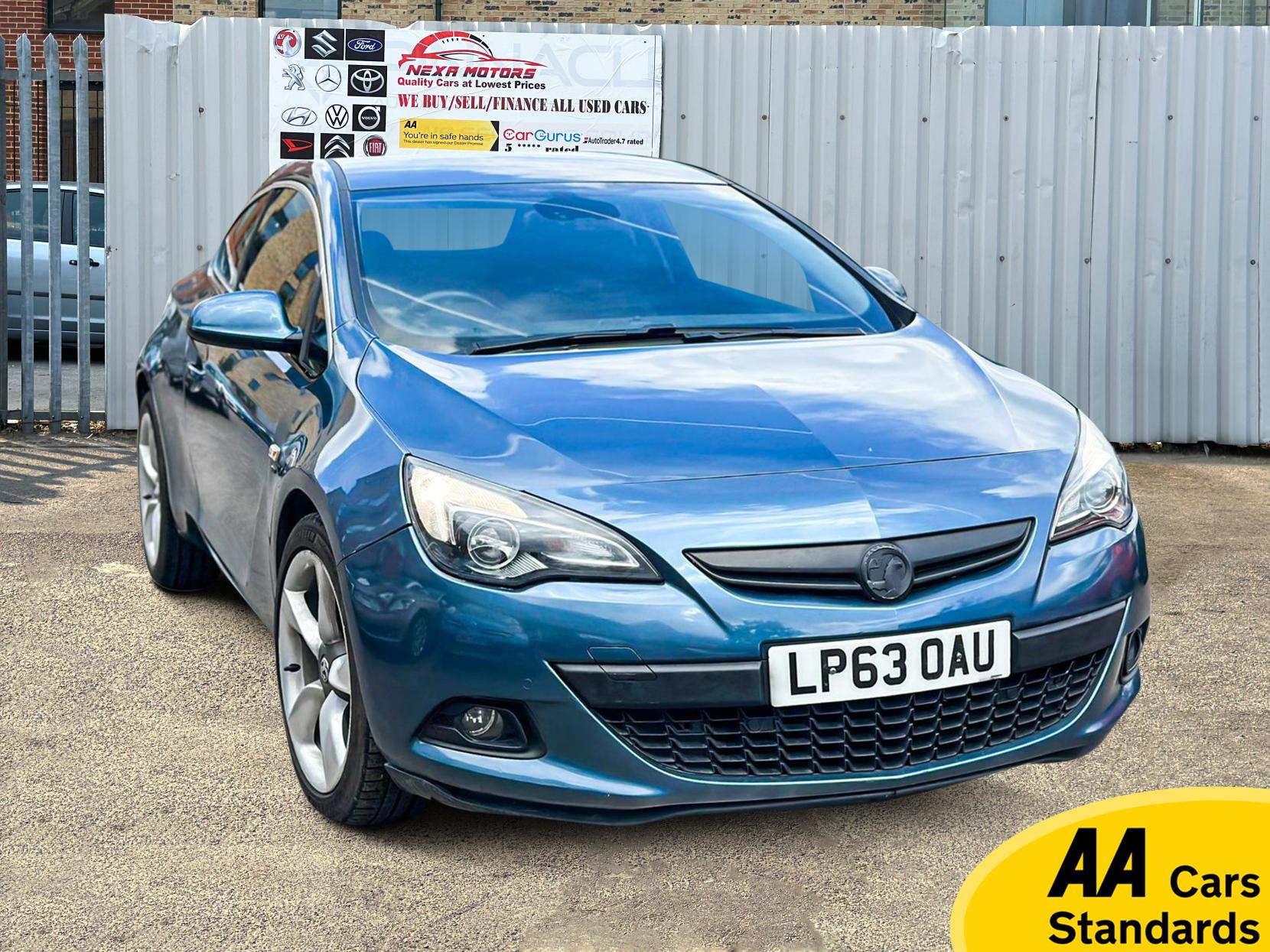 Vauxhall Astra GTC 1.4T SRi Coupe 3dr Petrol Auto Euro 5 (140 ps)