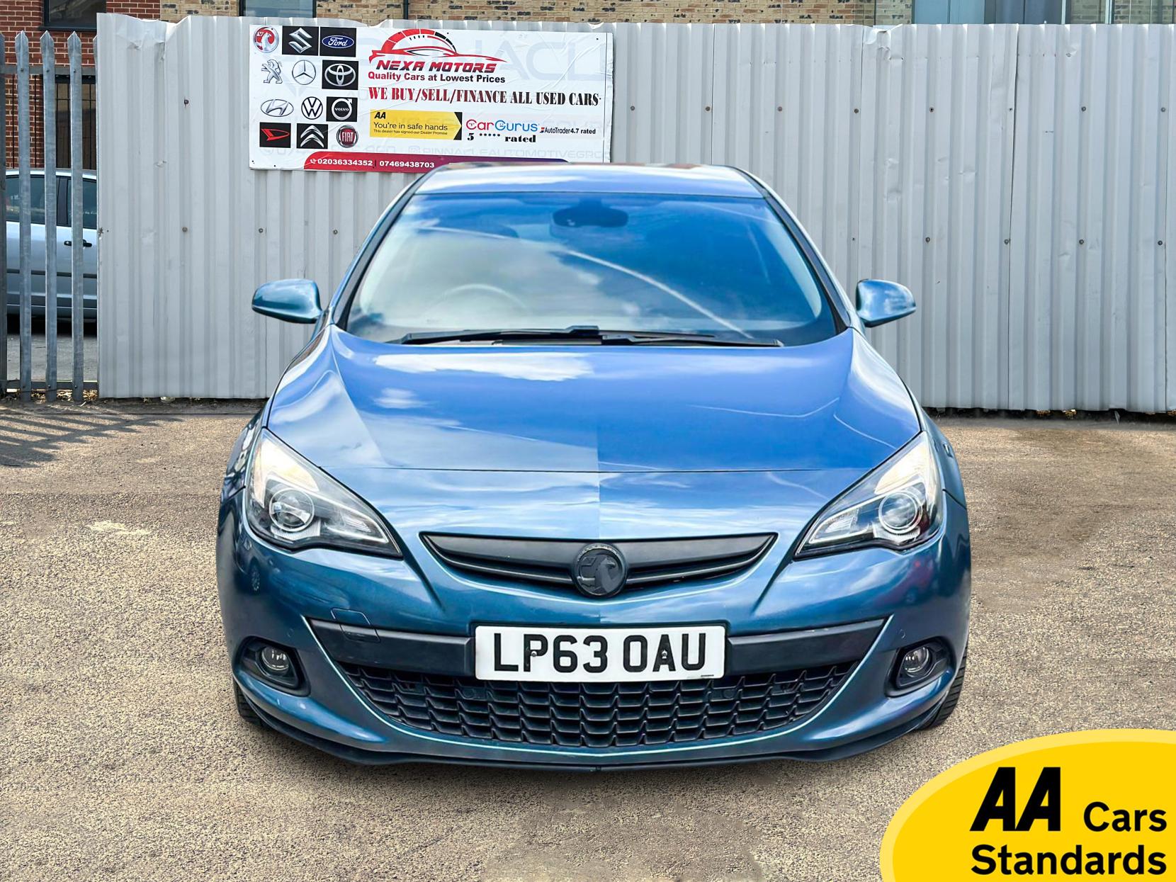 Vauxhall Astra GTC 1.4T SRi Coupe 3dr Petrol Auto Euro 5 (140 ps)