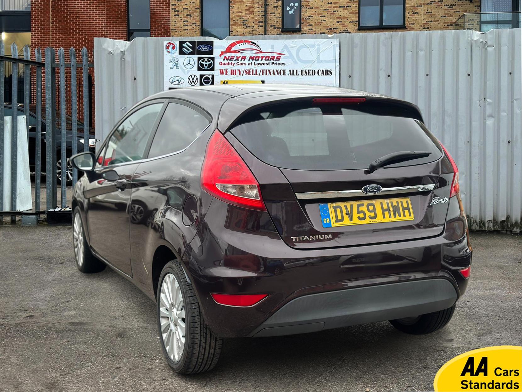 Ford Fiesta 1.4 Titanium Hatchback 3dr Petrol Automatic (154 g/km, 94 bhp)