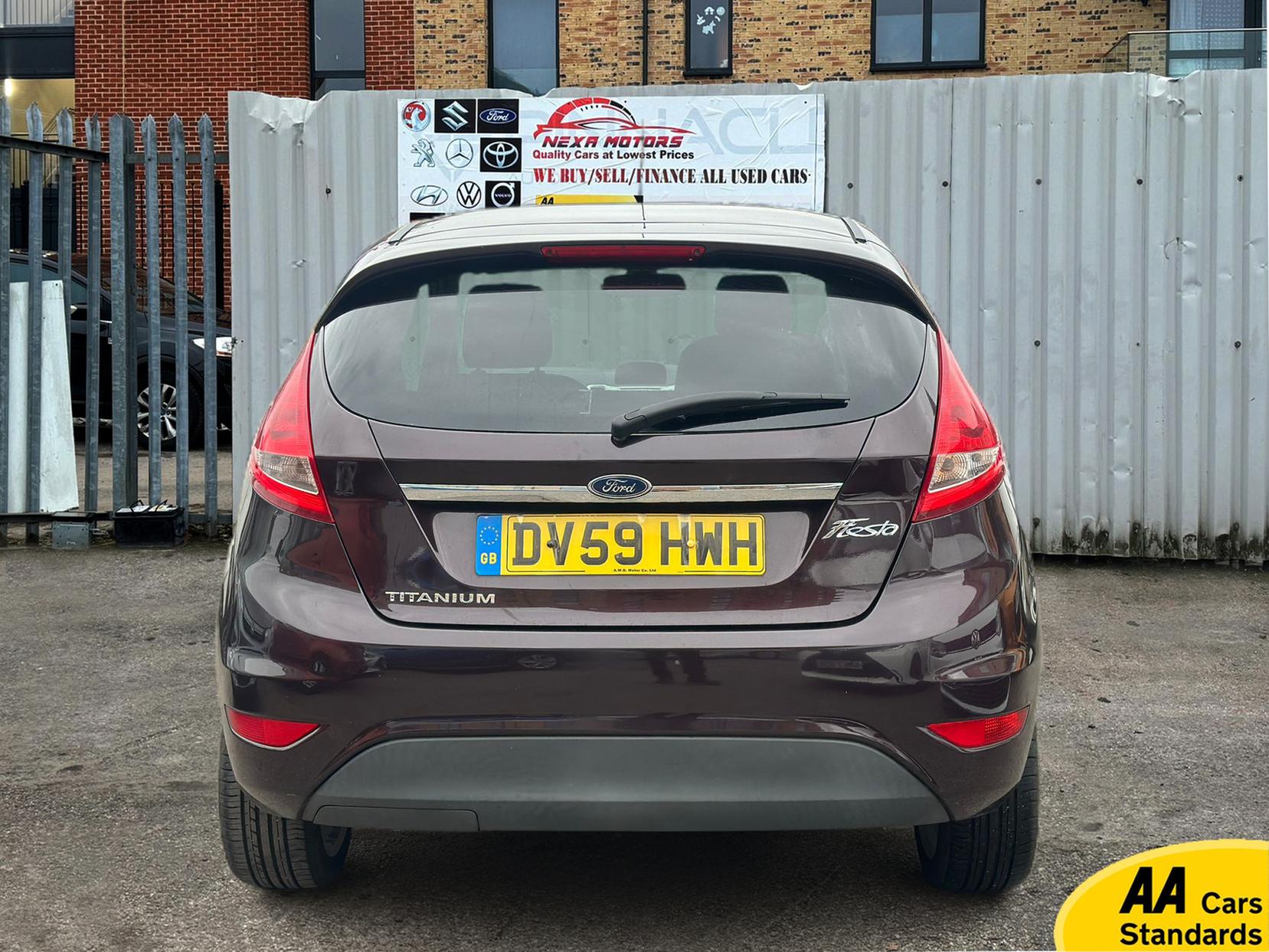 Ford Fiesta 1.4 Titanium Hatchback 3dr Petrol Automatic (154 g/km, 94 bhp)