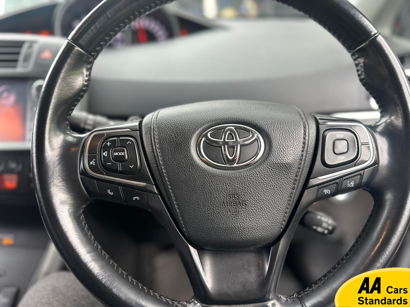 Toyota Verso 1.8 V-Matic Icon MPV 5dr Petrol Multidrive S Euro 6 (7 Seat) (147 ps)