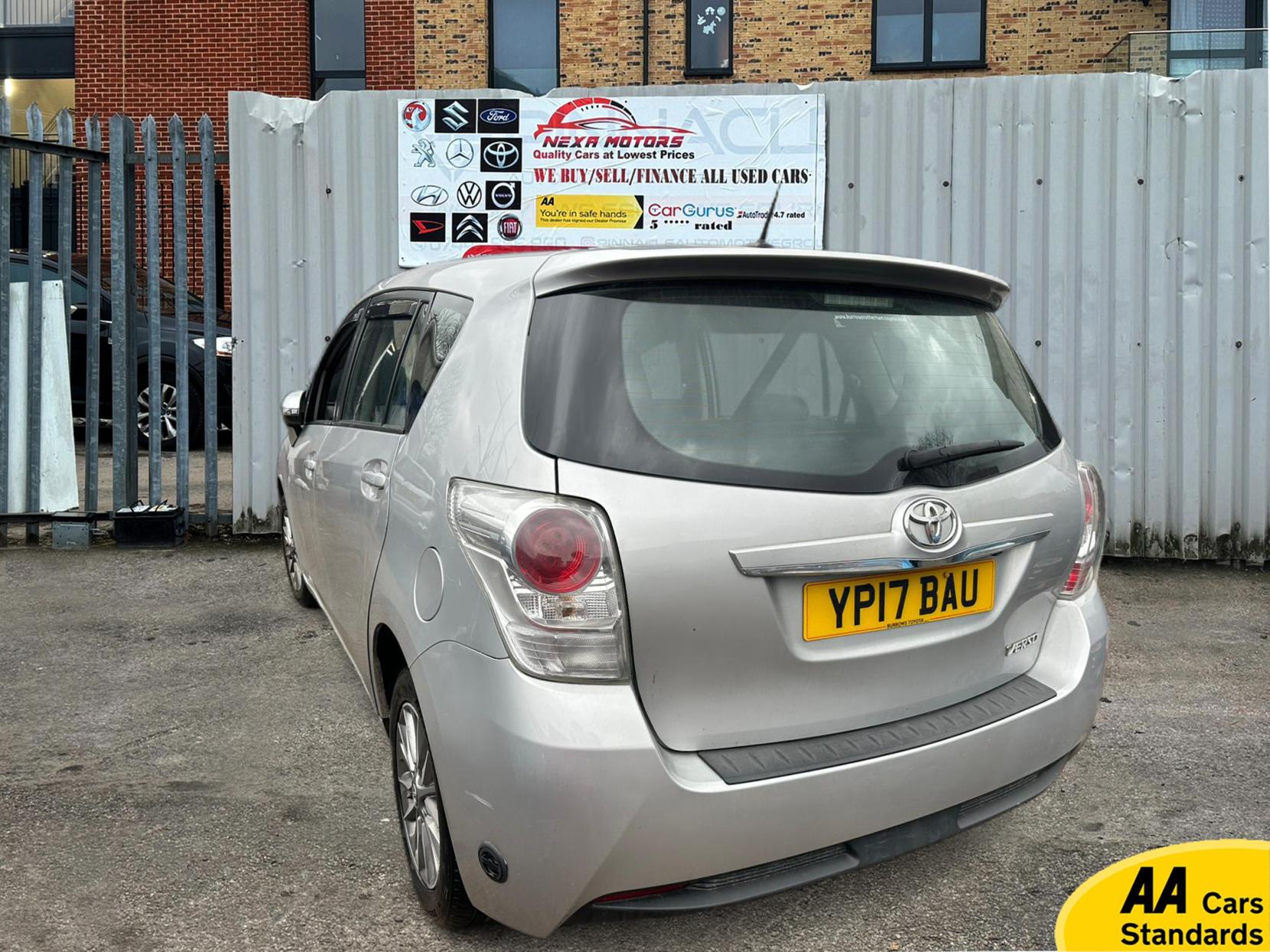 Toyota Verso 1.8 V-Matic Icon MPV 5dr Petrol Multidrive S Euro 6 (7 Seat) (147 ps)