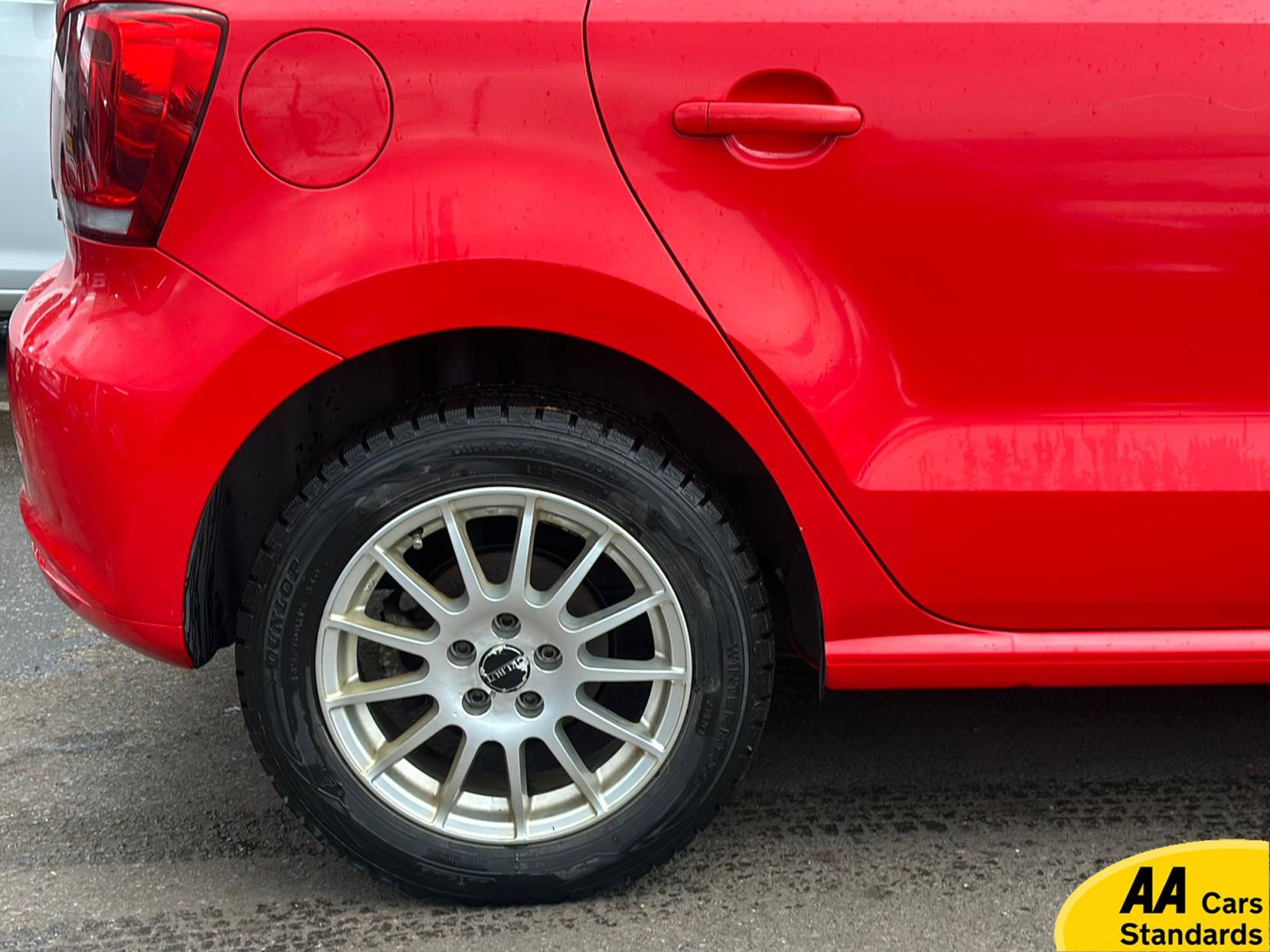 Volkswagen Polo Hatchback (2013 - 2017)