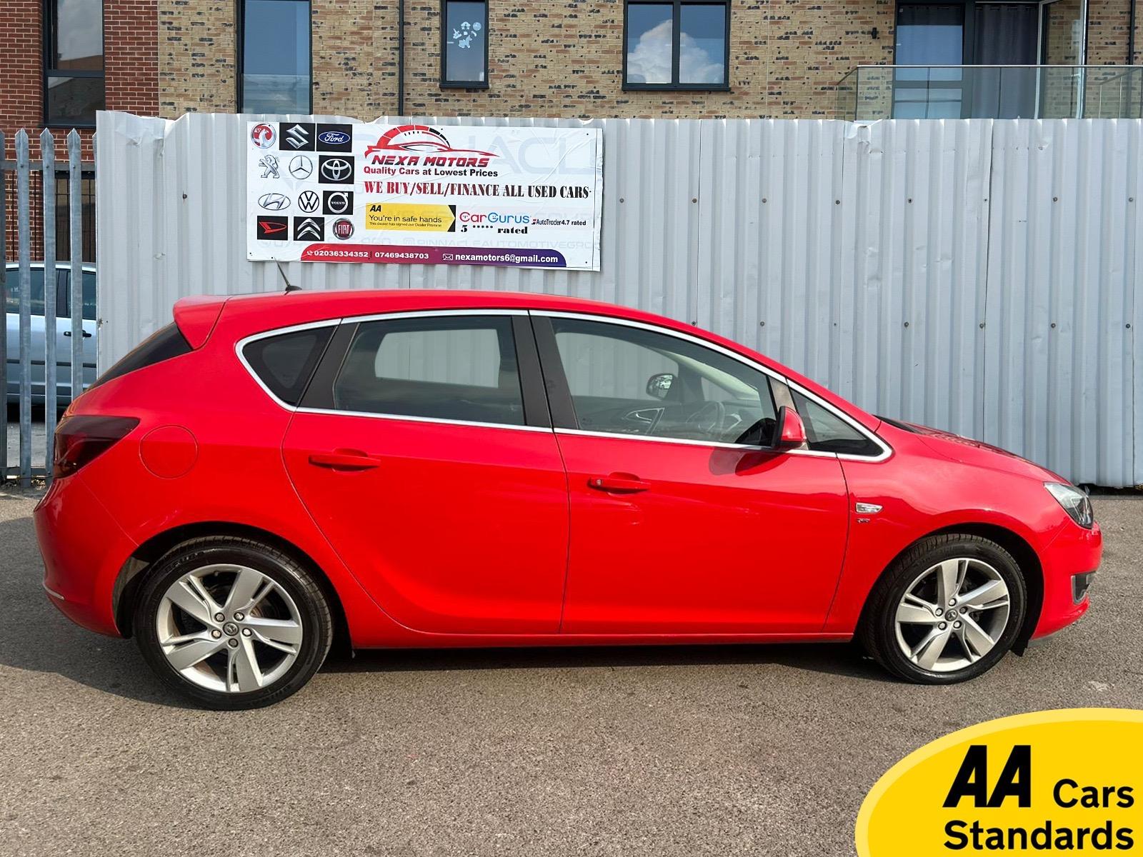 Vauxhall Astra 1.6 16v SRi Hatchback 5dr Petrol Auto Euro 5 (115 ps)