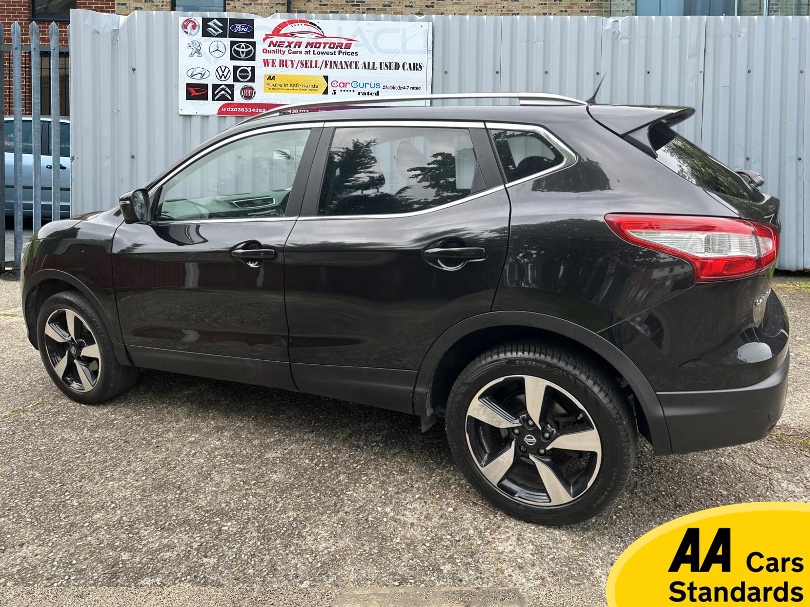 Nissan Qashqai 1.2 DIG-T n-tec+ SUV 5dr Petrol Manual 2WD Euro 5 (s/s) (115 ps)