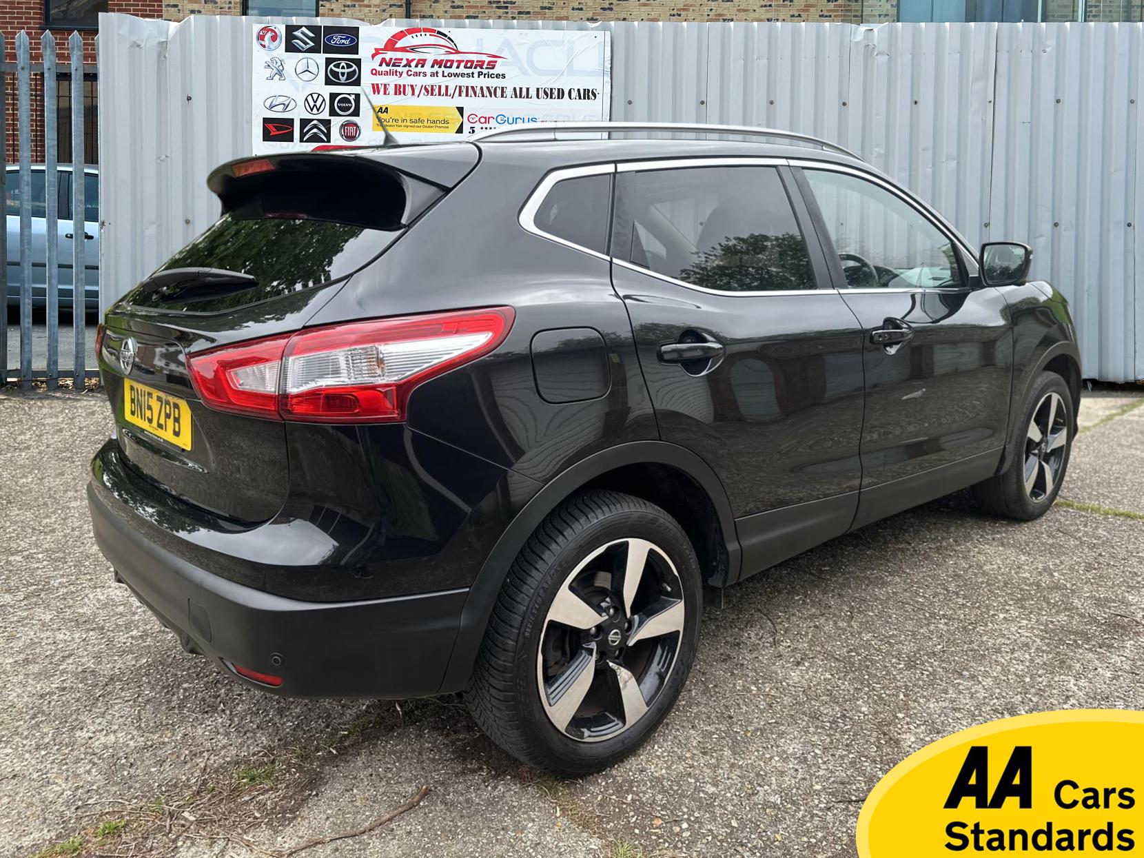 Nissan Qashqai 1.2 DIG-T n-tec+ SUV 5dr Petrol Manual 2WD Euro 5 (s/s) (115 ps)