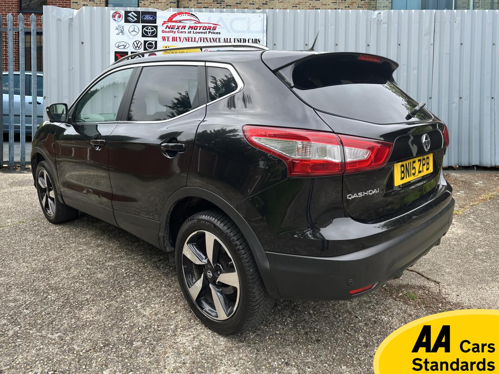 Nissan Qashqai 1.2 DIG-T n-tec+ SUV 5dr Petrol Manual 2WD Euro 5 (s/s) (115 ps)