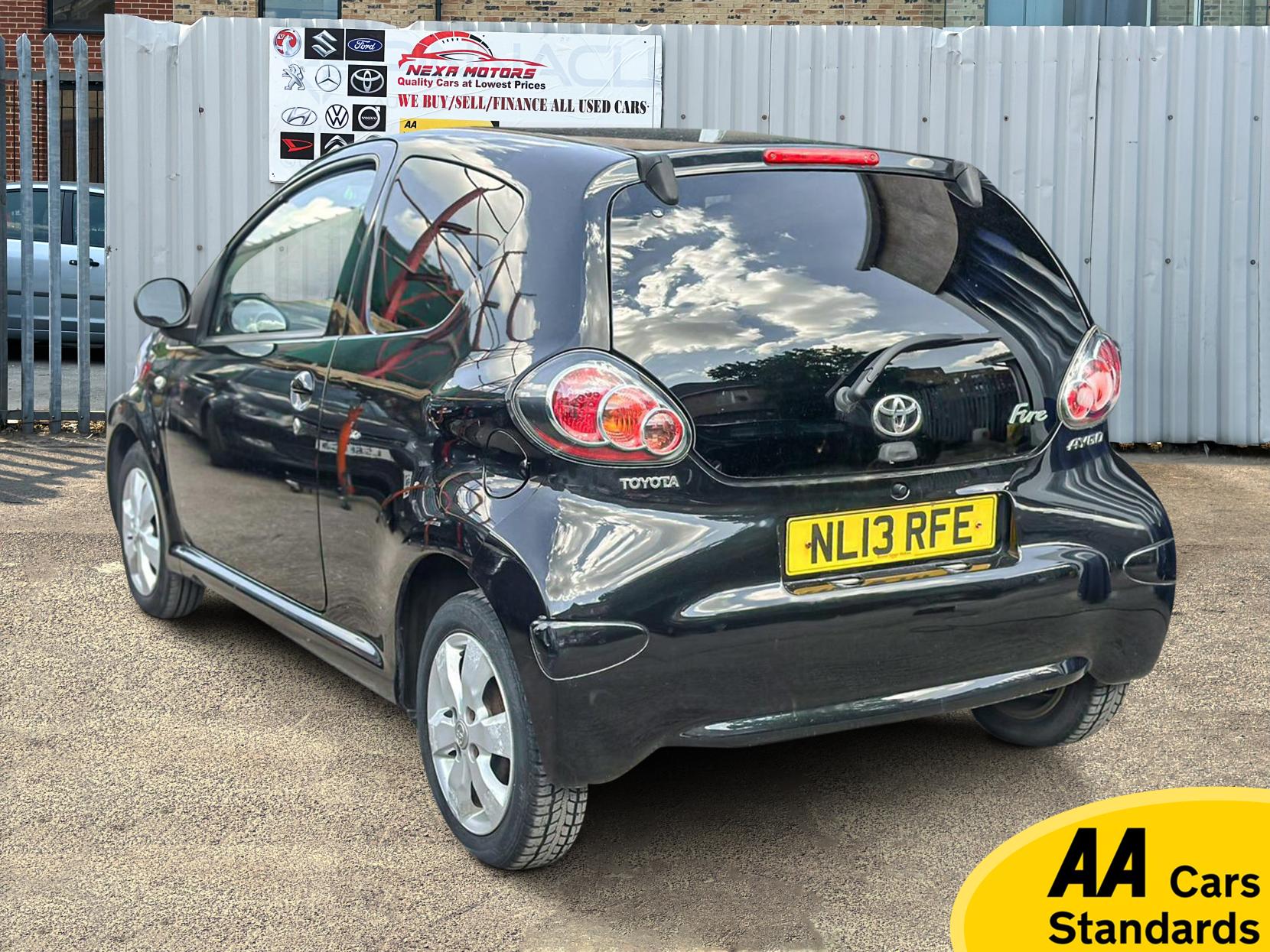 Toyota AYGO 1.0 VVT-i Fire Hatchback 3dr Petrol Manual Euro 5 (67 ps)