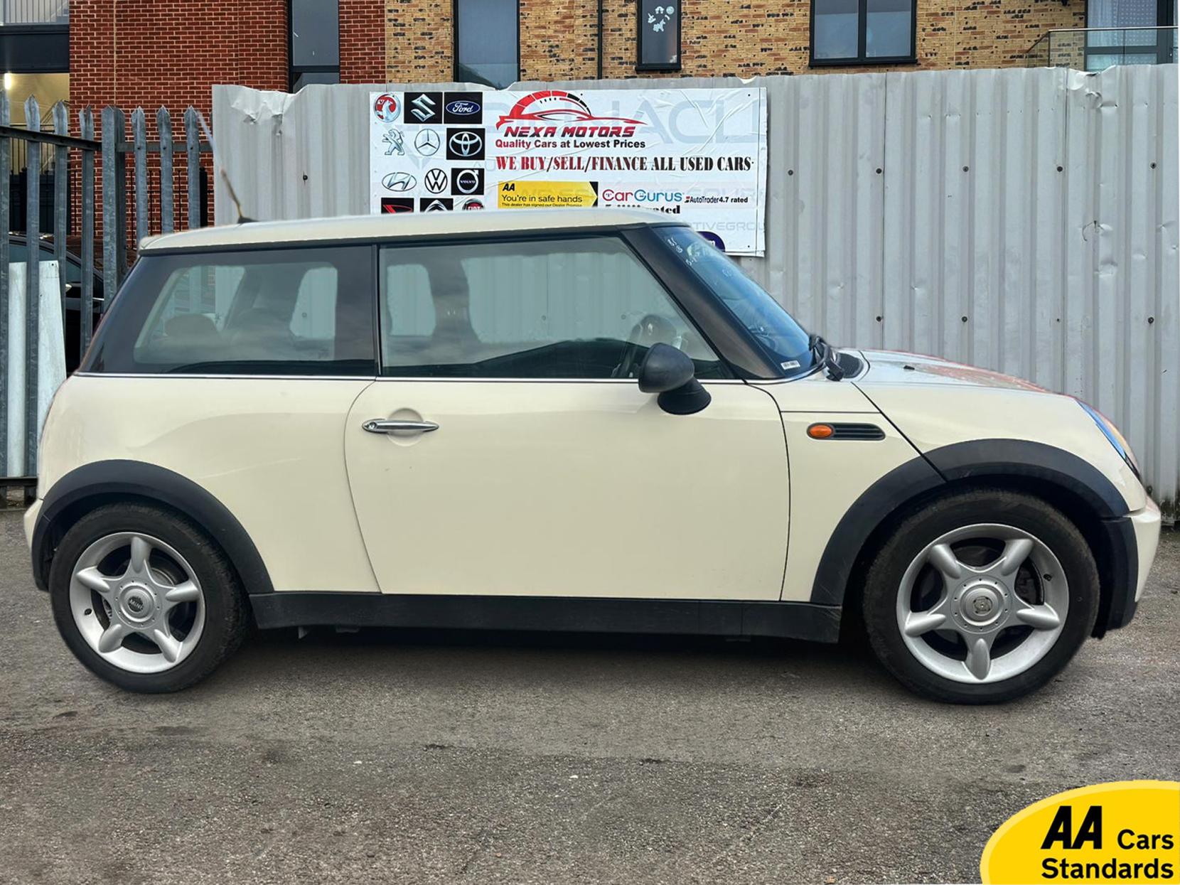 MINI Hatch 1.6 One Hatchback 3dr Petrol CVT Euro 4 (90 bhp)