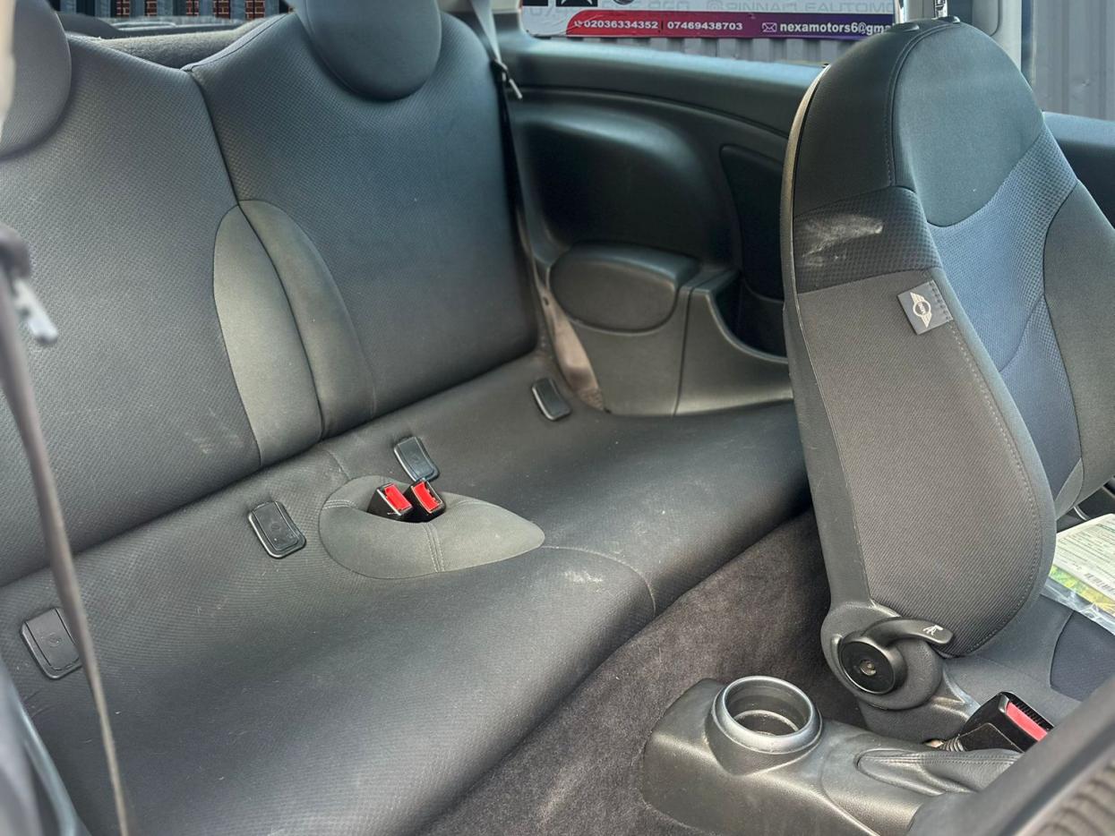 MINI Hatch 1.6 One Hatchback 3dr Petrol CVT Euro 4 (90 bhp)