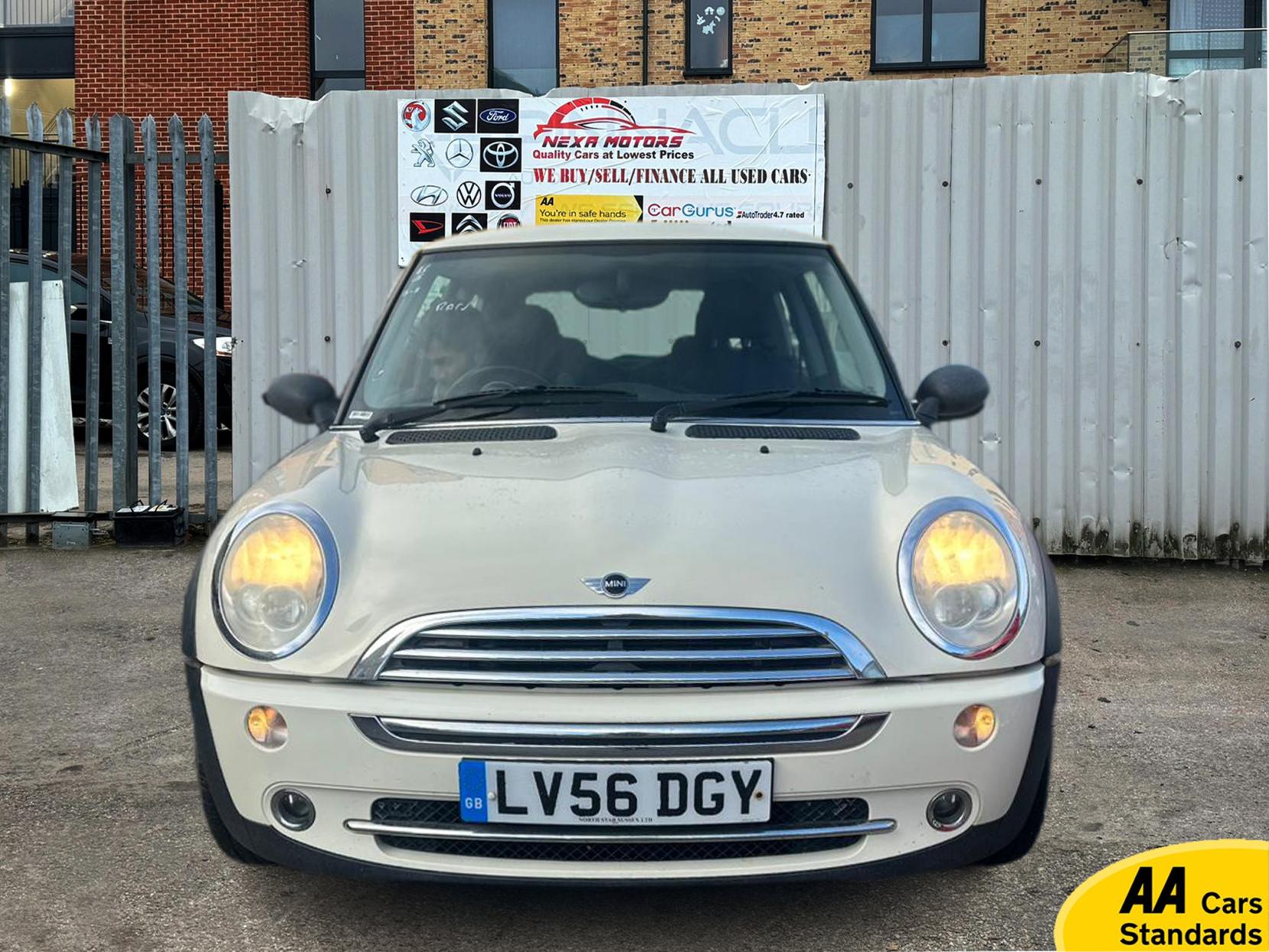 MINI Hatch 1.6 One Hatchback 3dr Petrol CVT Euro 4 (90 bhp)