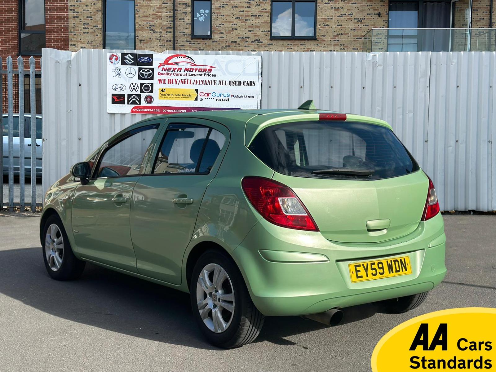 Vauxhall Corsa 1.4i 16v Club Hatchback 5dr Petrol Automatic (166 g/km, 89 bhp)