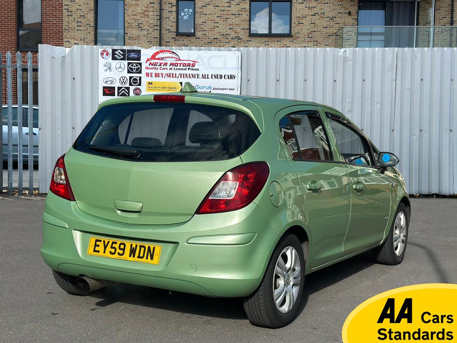 Vauxhall Corsa 1.4i 16v Club Hatchback 5dr Petrol Automatic (166 g/km, 89 bhp)