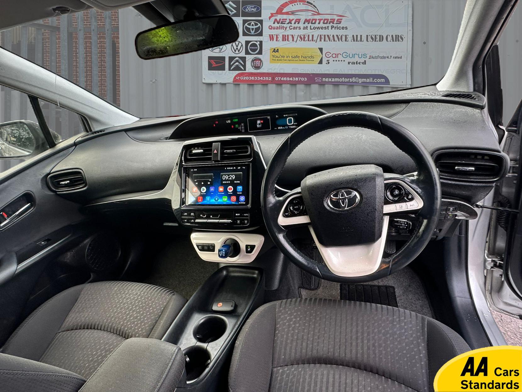 Toyota Prius 1.8 Business Edition Plus Hatchback (2015 - 2019)