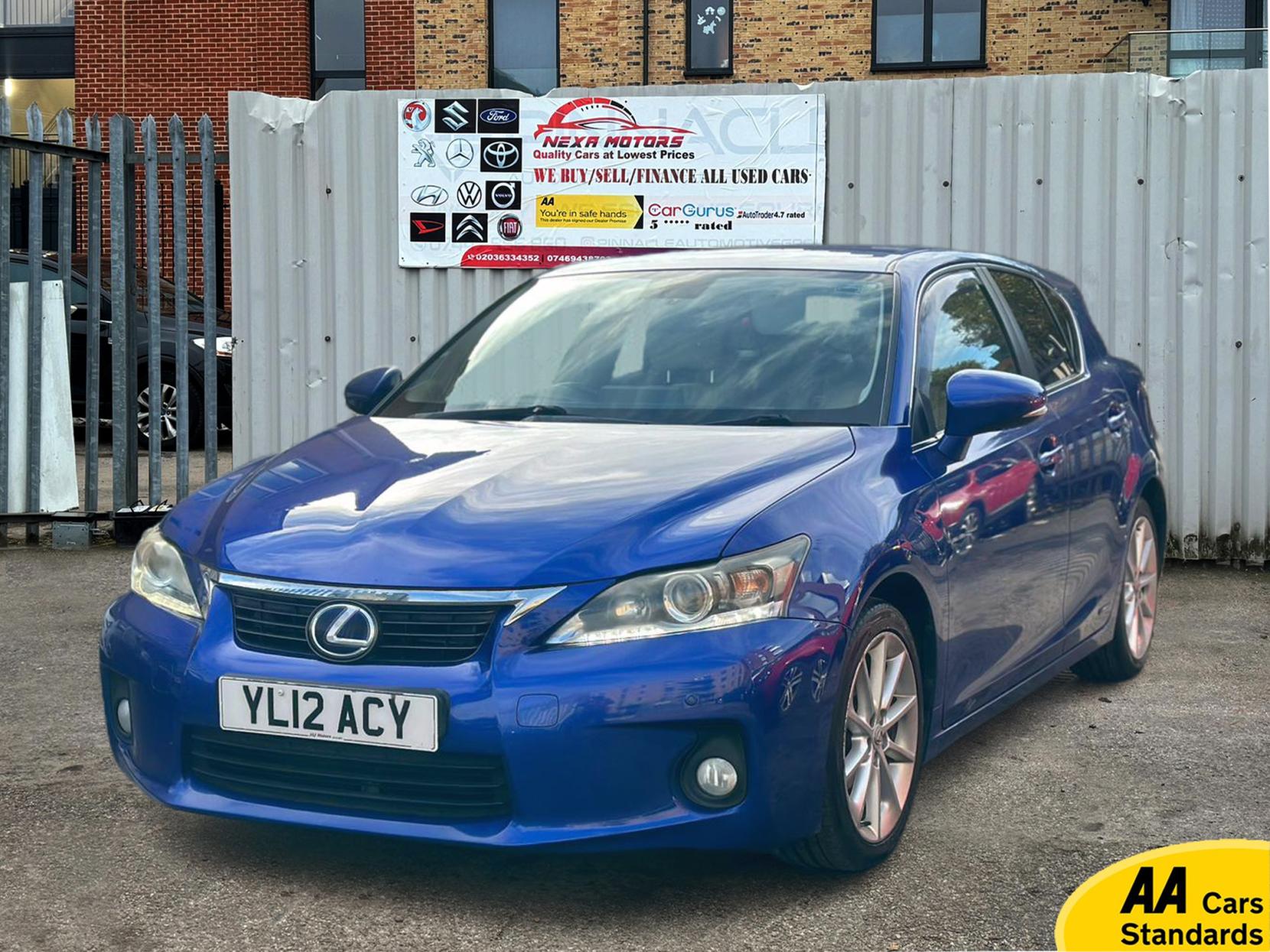 Lexus CT 1.8 200h SE-L Hatchback 5dr Petrol Hybrid CVT Euro 5 (s/s) (136 ps)