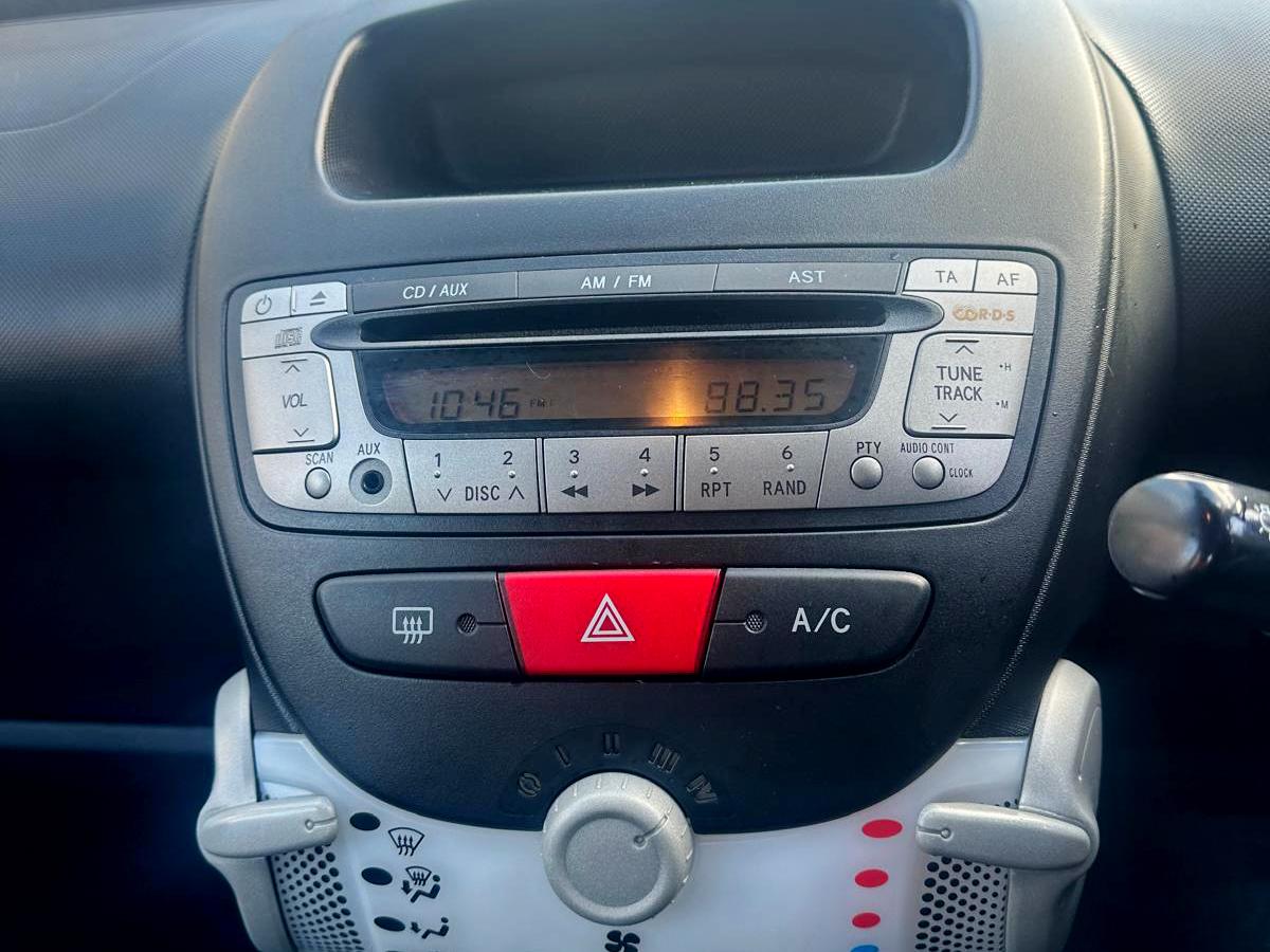 Peugeot 107 1.0 12V Active Hatchback 5dr Petrol 2 Tronic Euro 5 (68 ps)