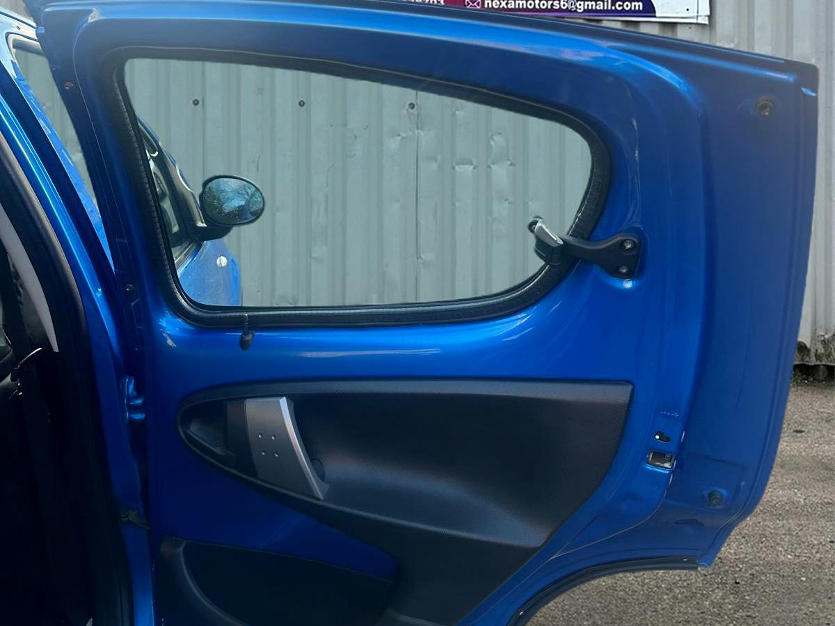 Peugeot 107 1.0 12V Active Hatchback 5dr Petrol 2 Tronic Euro 5 (68 ps)