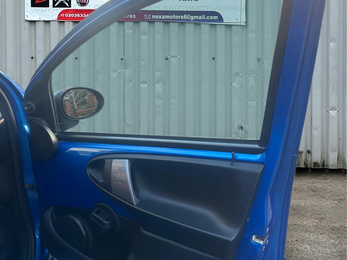 Peugeot 107 1.0 12V Active Hatchback 5dr Petrol 2 Tronic Euro 5 (68 ps)