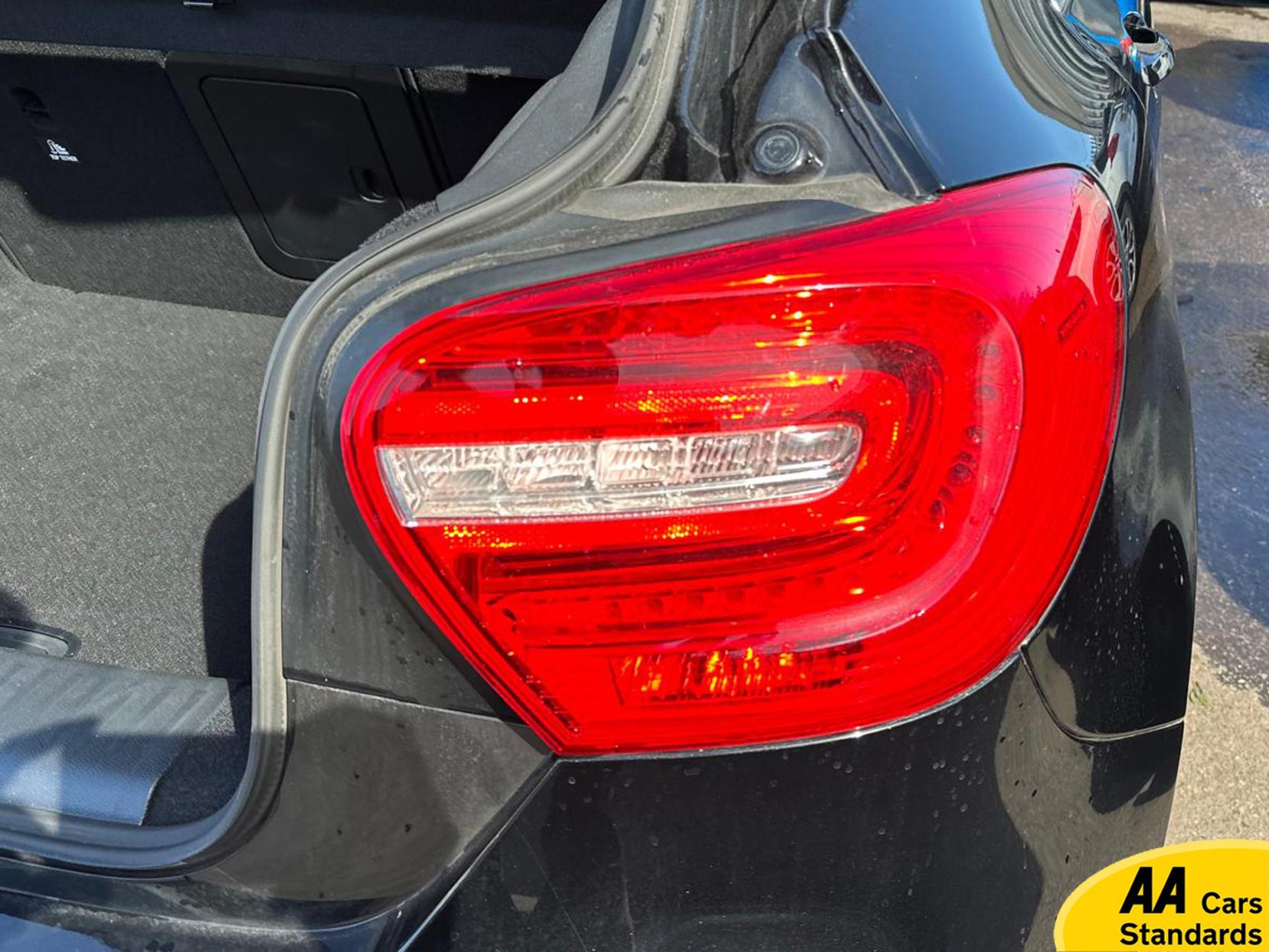 Mercedes-Benz A Class 1.6 A180 Sport Edition Hatchback 5dr Petrol 7G-DCT Euro 6 (s/s) (122 ps)