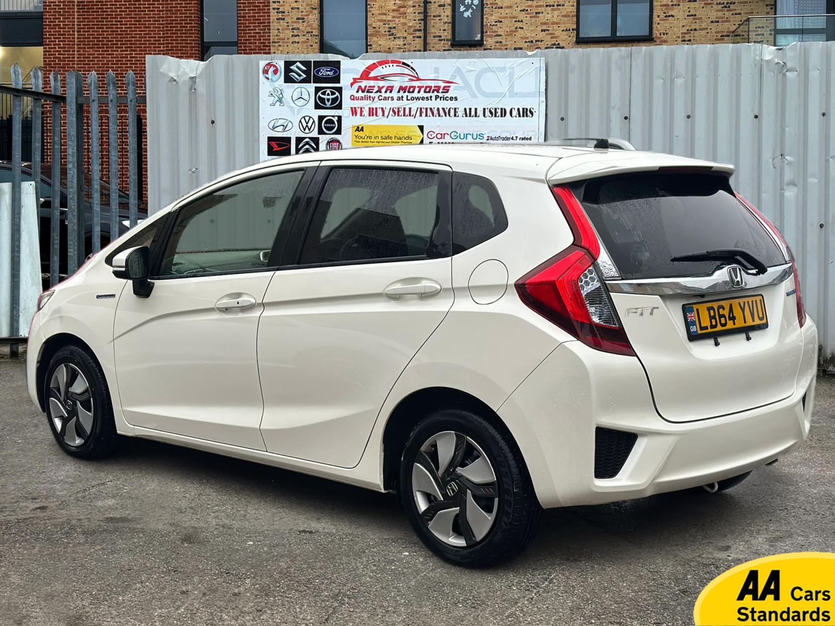 Honda Jazz  1.5 i-VTEC ES Plus Hatchback 5dr Petrol CVT Euro 5 (99 ps) 1.5 H IMA 5dr Petrol Hybrid 2014 