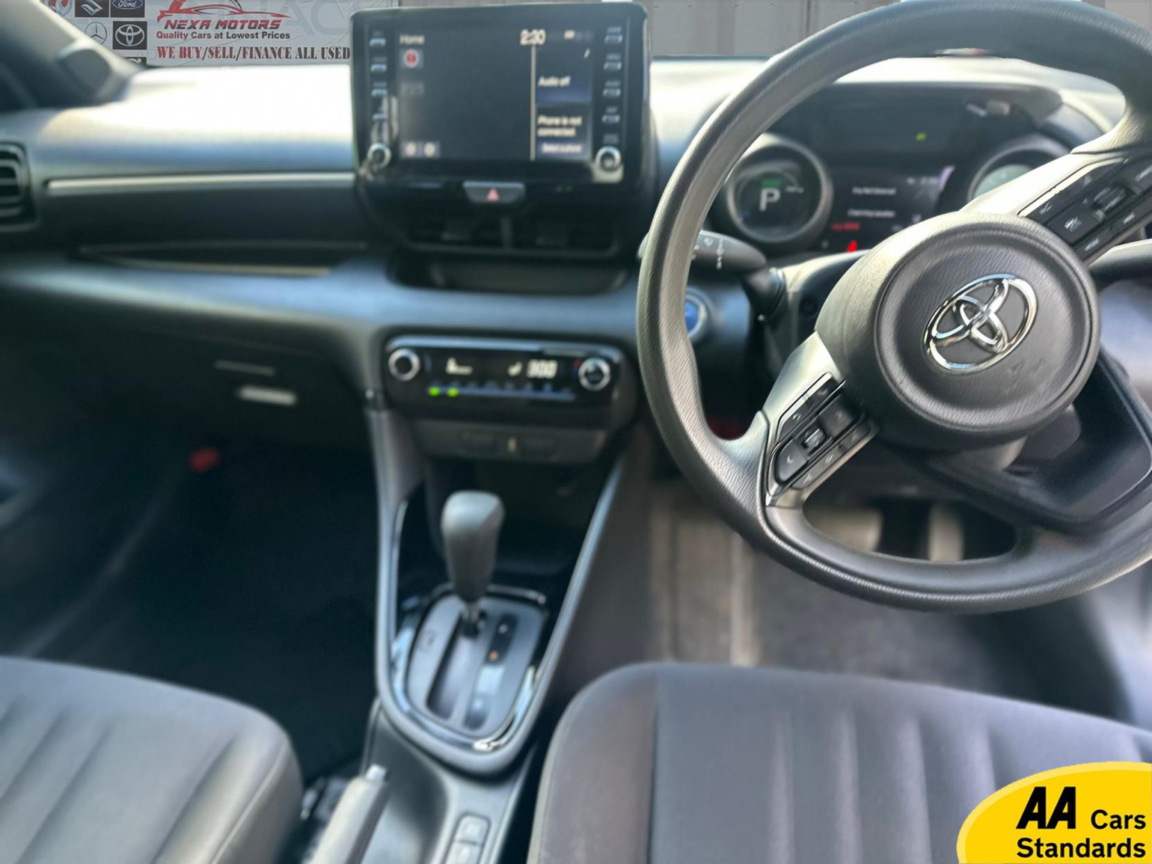 Toyota Yaris 1.5 VVT-h Design Hatchback 5dr Petrol Hybrid E-CVT Euro 6 (s/s) (116 ps)