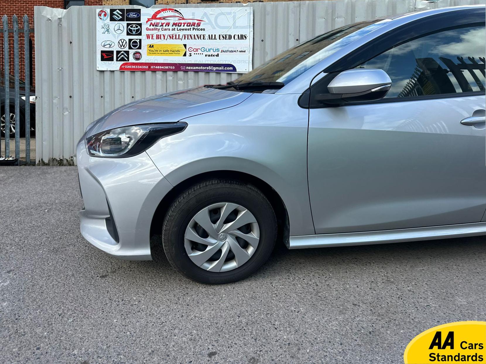 Toyota Yaris 1.5 VVT-h Design Hatchback 5dr Petrol Hybrid E-CVT Euro 6 (s/s) (116 ps)