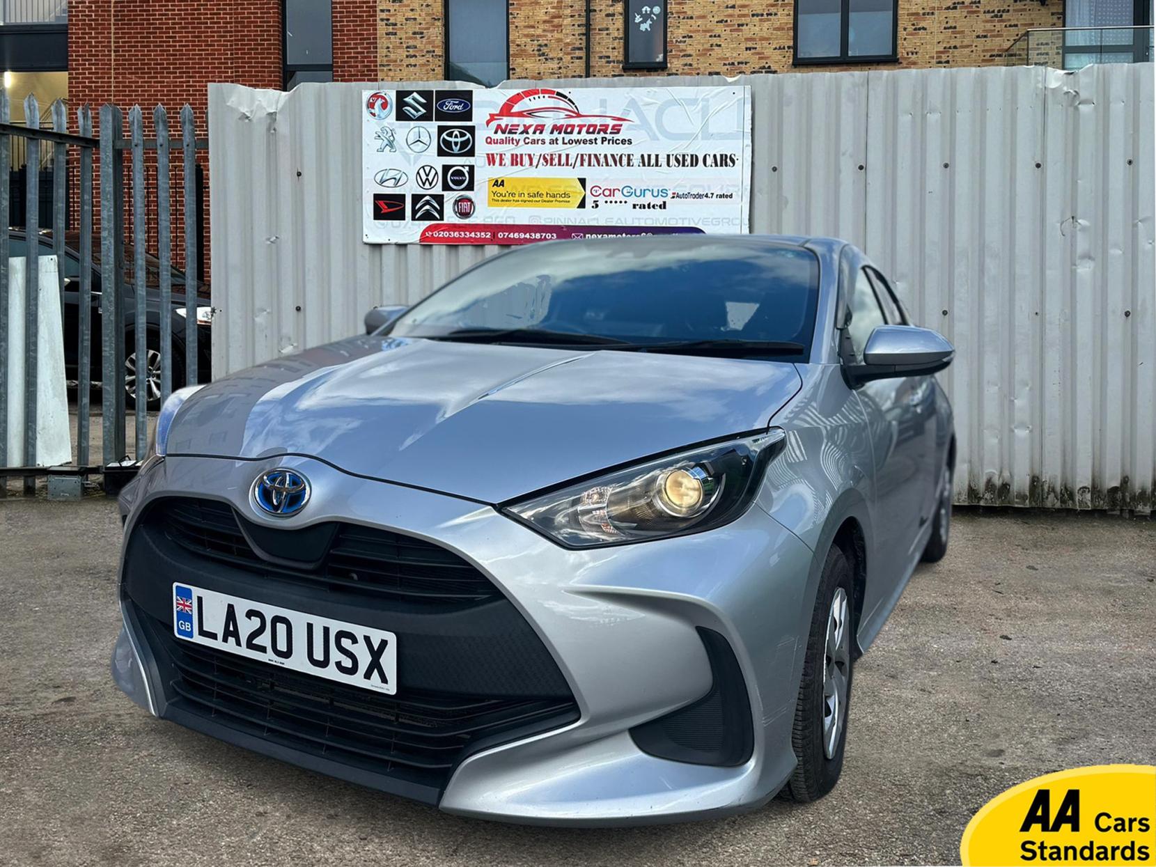 Toyota Yaris 1.5 VVT-h Design Hatchback 5dr Petrol Hybrid E-CVT Euro 6 (s/s) (116 ps)