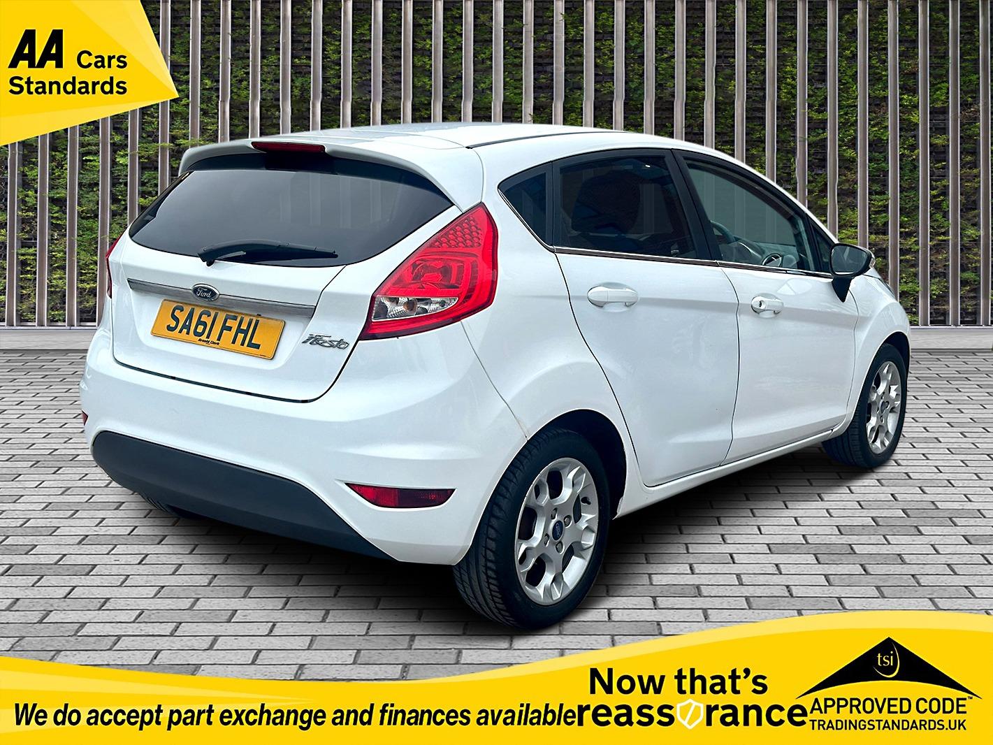 Ford Fiesta 1.25 Zetec Hatchback 5dr Petrol Manual (129 g/km, 81 bhp)