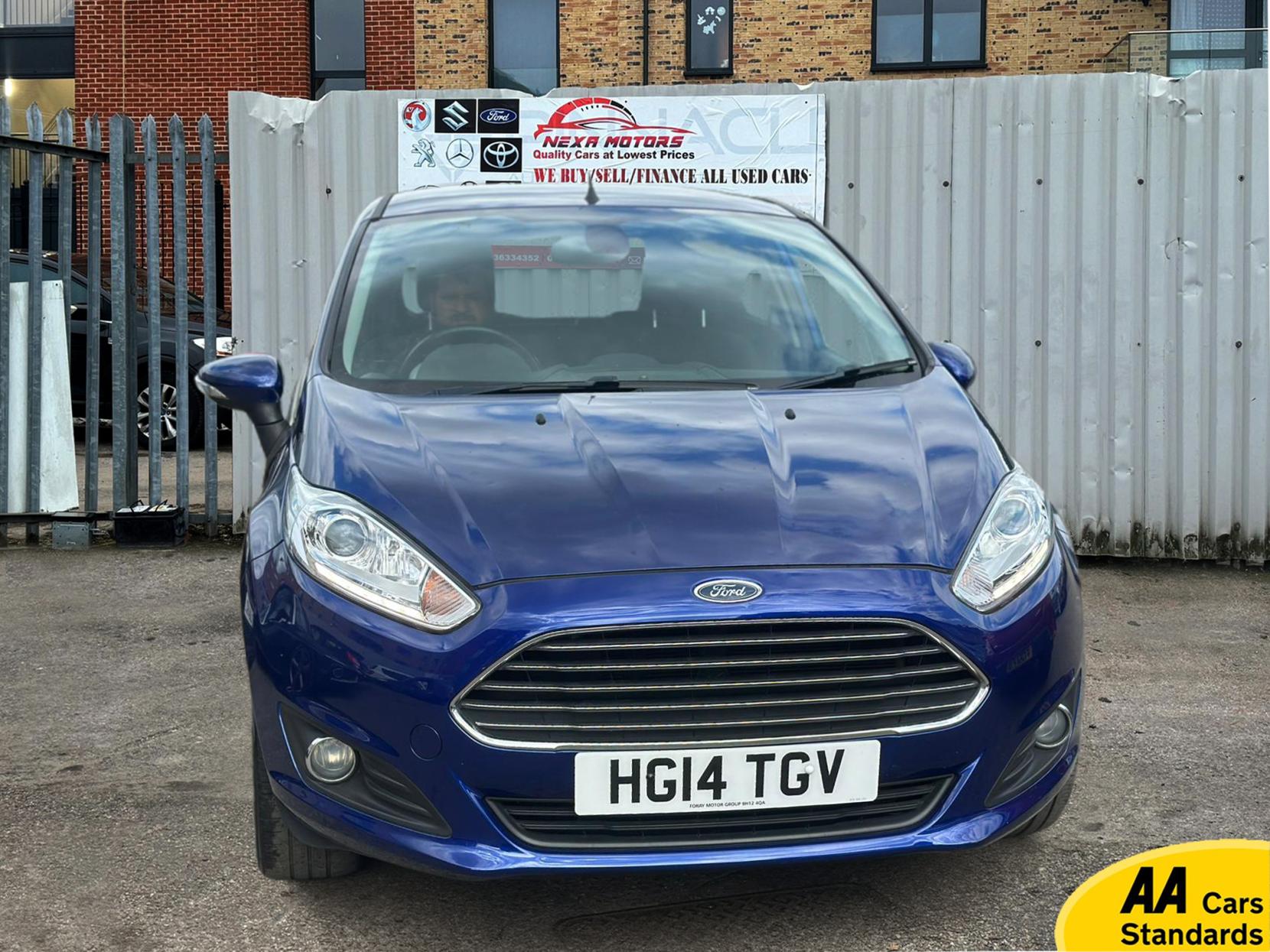 Ford Fiesta 1.6 Titanium Hatchback 5dr Petrol Powershift Euro 5 (105 ps)