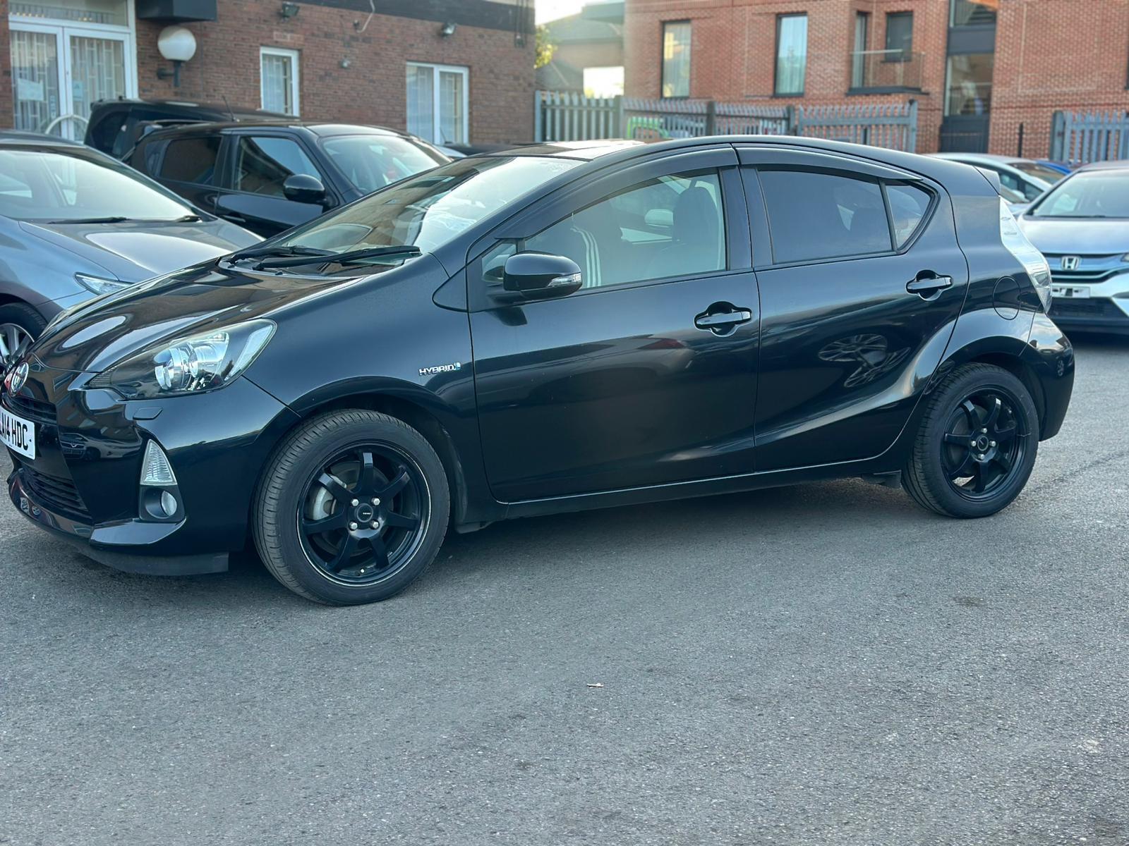 Toyota Yaris 1.5 VVT-h Icon Hatchback 5dr Petrol Hybrid E-CVT Euro 6 (Safety Sense) (101 ps)