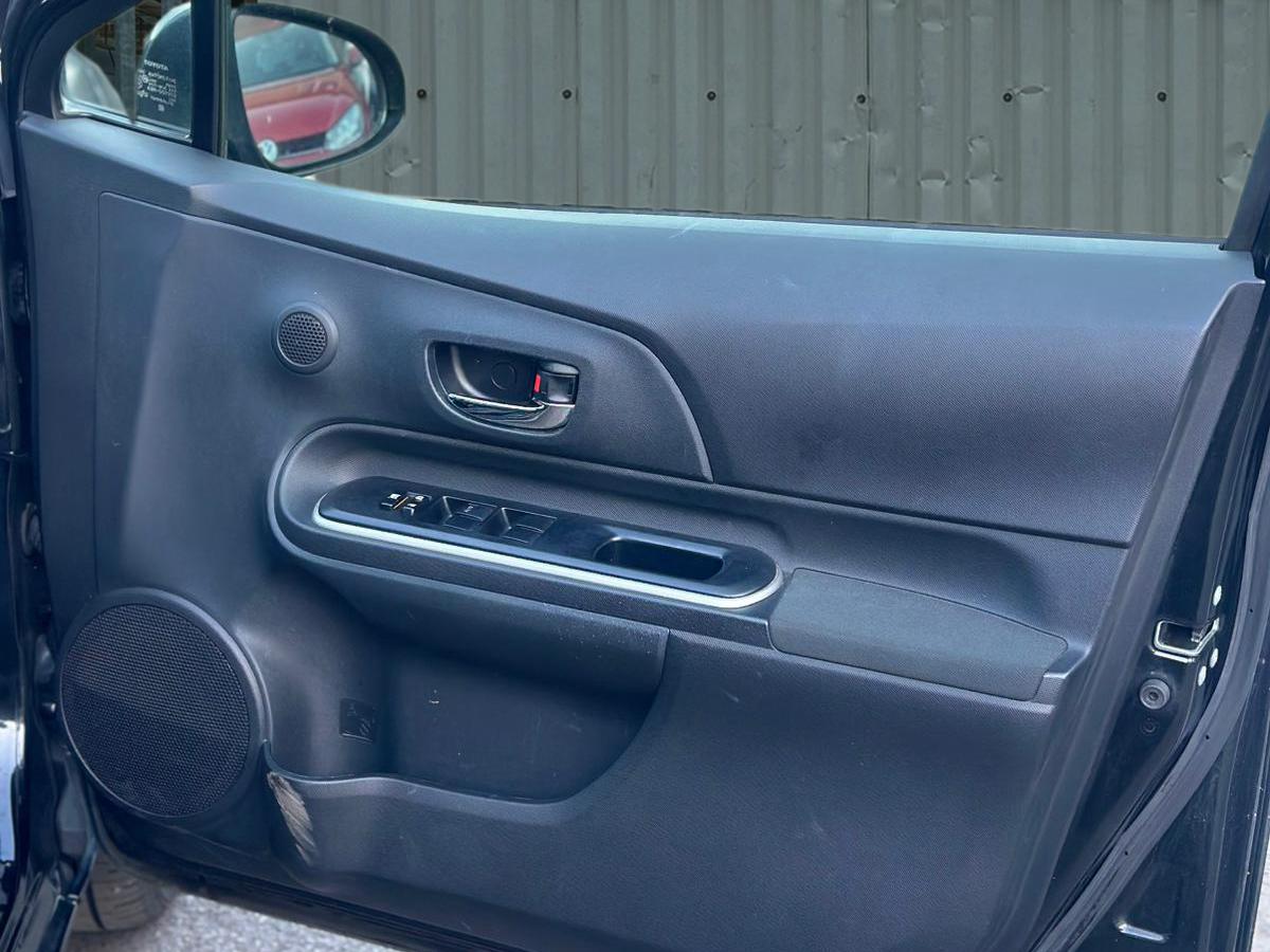 Toyota Yaris 1.5 Icon Hatchback (2014 - 2018)