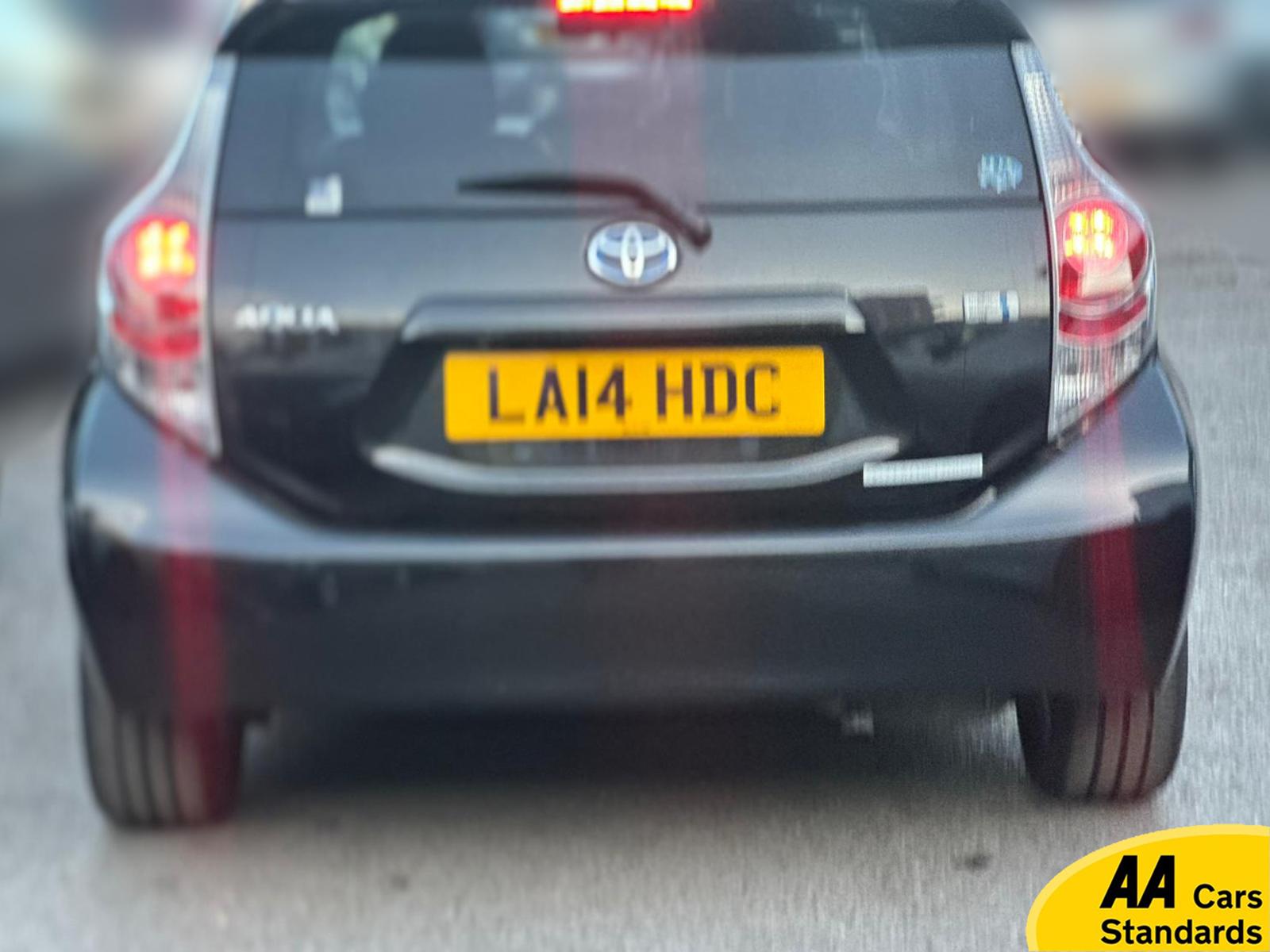 Toyota Yaris 1.5 Icon Hatchback (2014 - 2018)